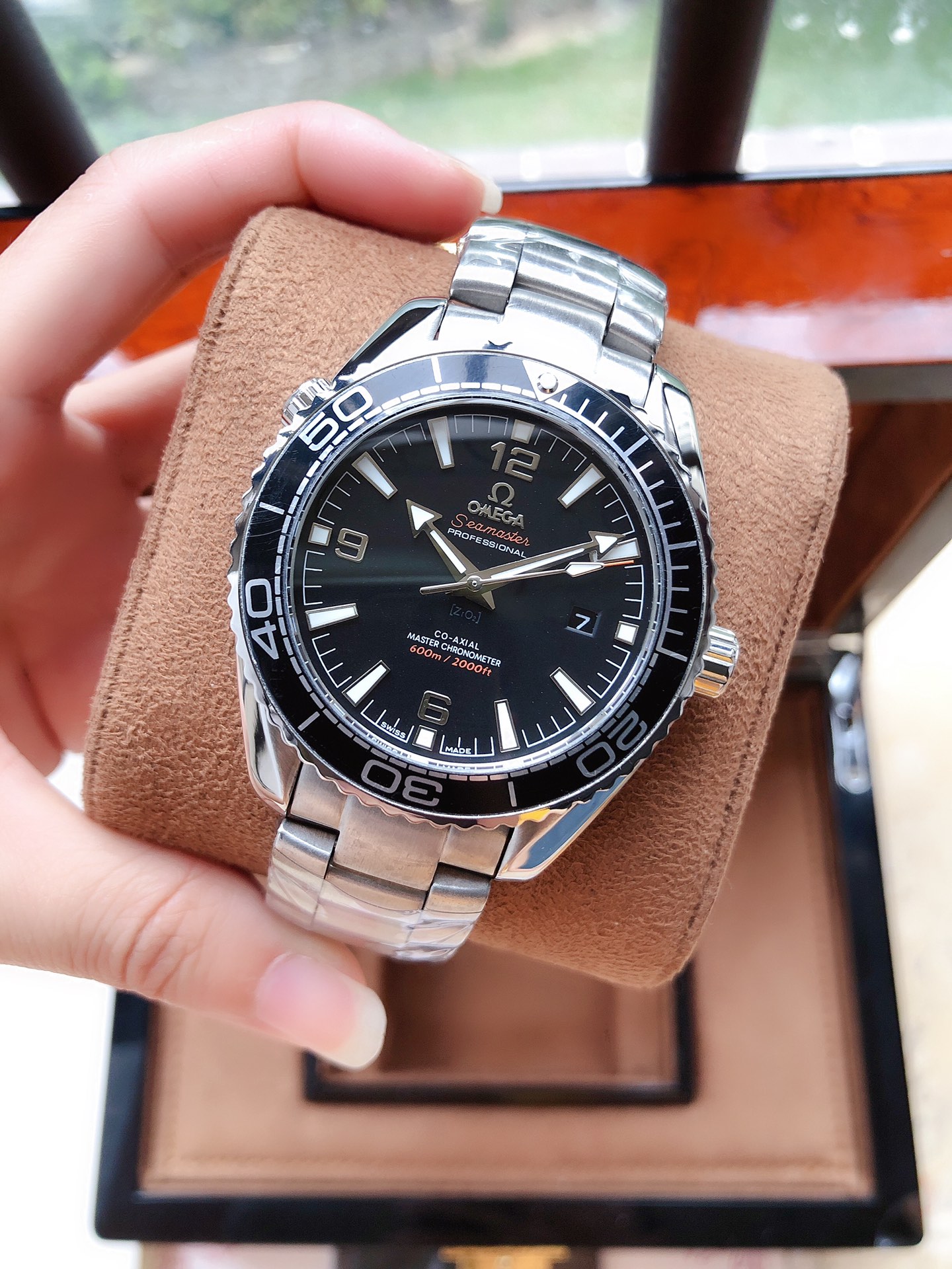 OMEGA欧米茄 海洋600米自動機械腕時計 43.5mm