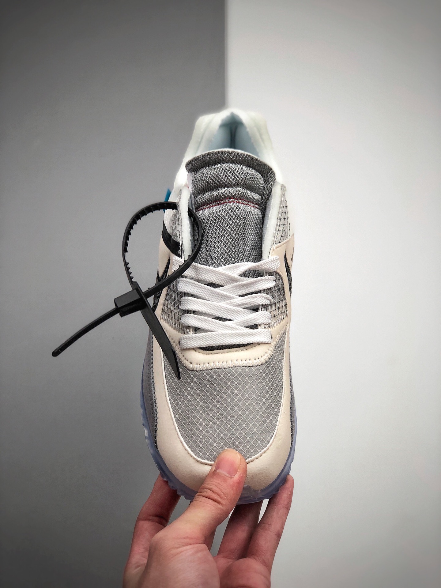 180  Dior x Nike Air Max 90 气垫联名此款联名整体以灰白色调为主 AA7293-300