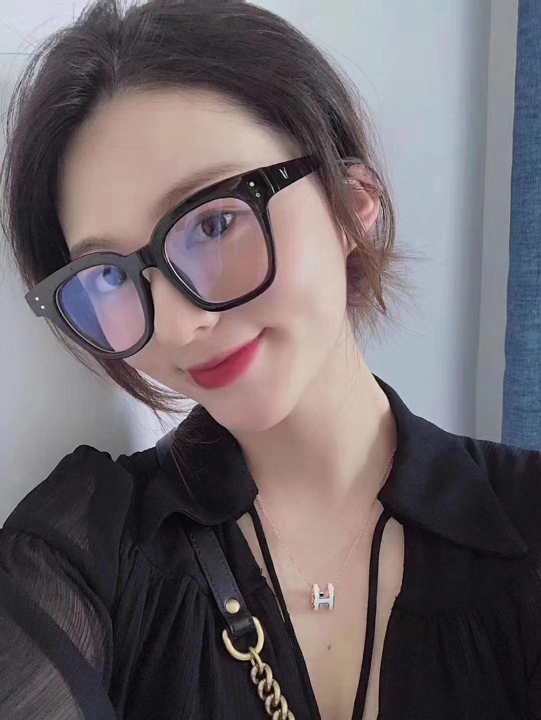 NO:102816,【Clean White】The highest and most sales style is closed, and the whole set is shipped within 3 days. The simple H letter logo. The style cannot be bought in the store. The style is a classic that you don’t have to worry about how to match it. Because it is versatile, it makes the neck look slender and slender. I really love this series. If you don’t hesitate, Hermes necklace, hermes, necklace19860909【干净白】  销量最高最的款式眼闭入 现货3天内发全走套包装简 简单单的H字母logo 店里排买队不到的款 式万年经典 不用心担怎么配搭 因它为百搭戴上得显脖颈纤修细长 实在太爱这系个列了 要不犹豫,爱马仕项链,hermes,necklace,Jewelry