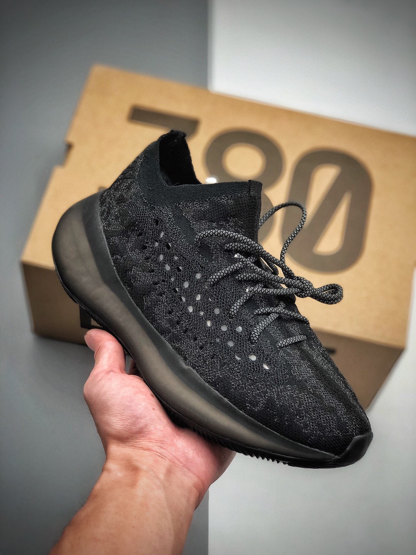 180 Adidas Yeezy Boost 380 V3侃爷联名限定 椰子380