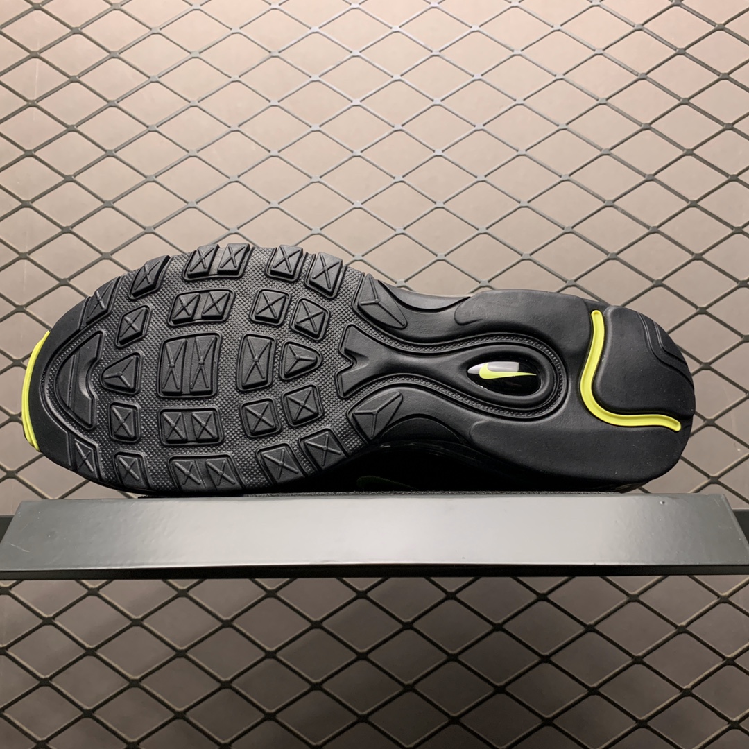 230 Undefeated x Nike Air Max 97 全掌气垫复古子弹跑步鞋 AJ1986-111