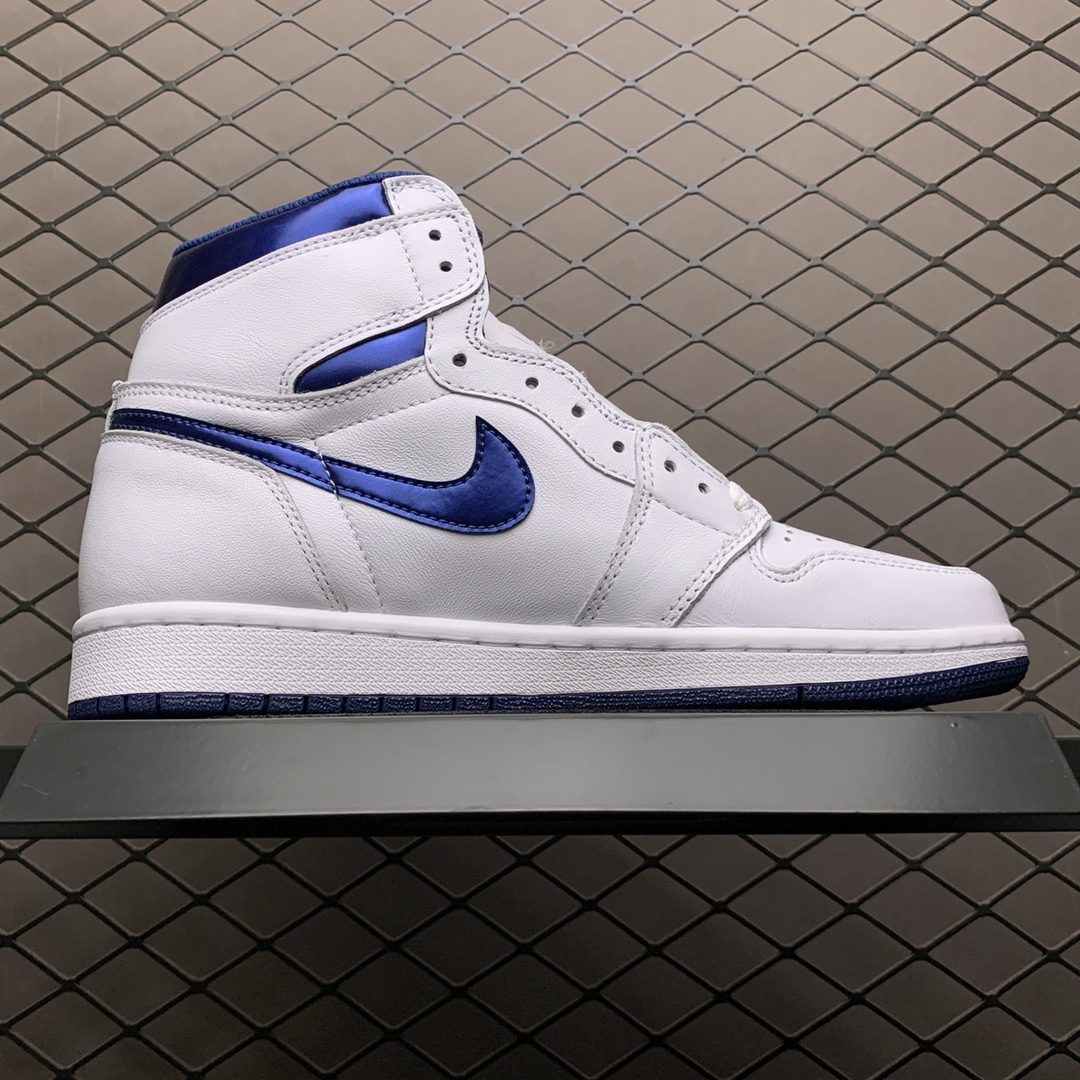 420 纯原版本 Air Jordan 1 Retro ” Metallic Navy ” 男子文化篮球鞋 555088-106