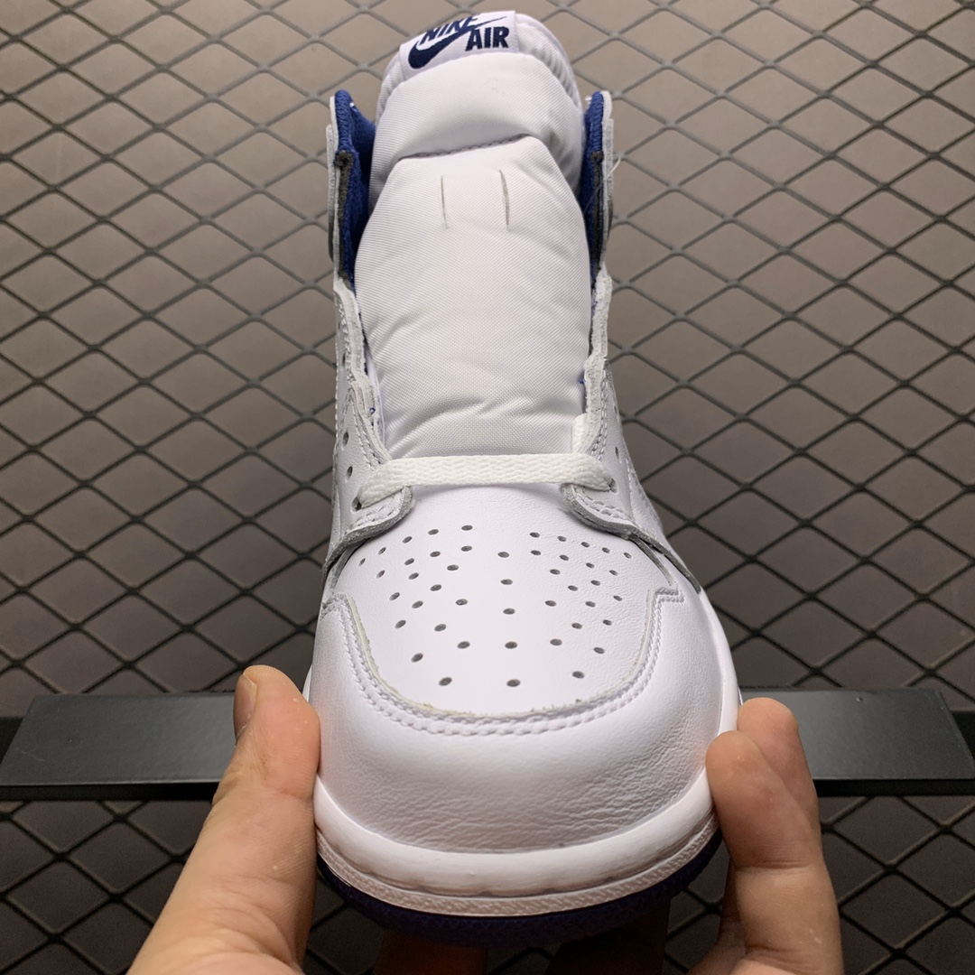 420 纯原版本 Air Jordan 1 Retro ” Metallic Navy ” 男子文化篮球鞋 555088-106