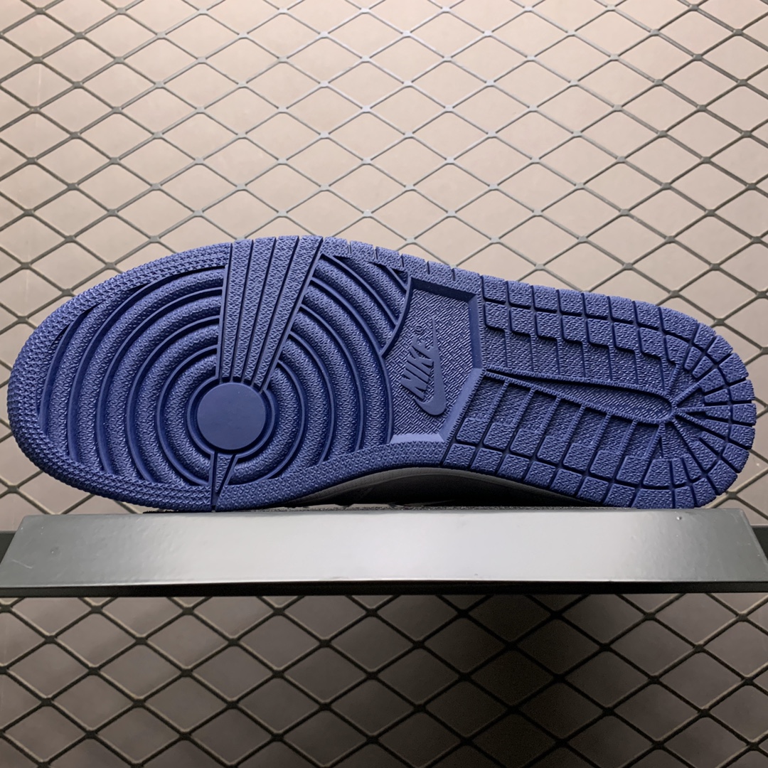 420 纯原版本 Air Jordan 1 Retro ” Metallic Navy ” 男子文化篮球鞋 555088-106