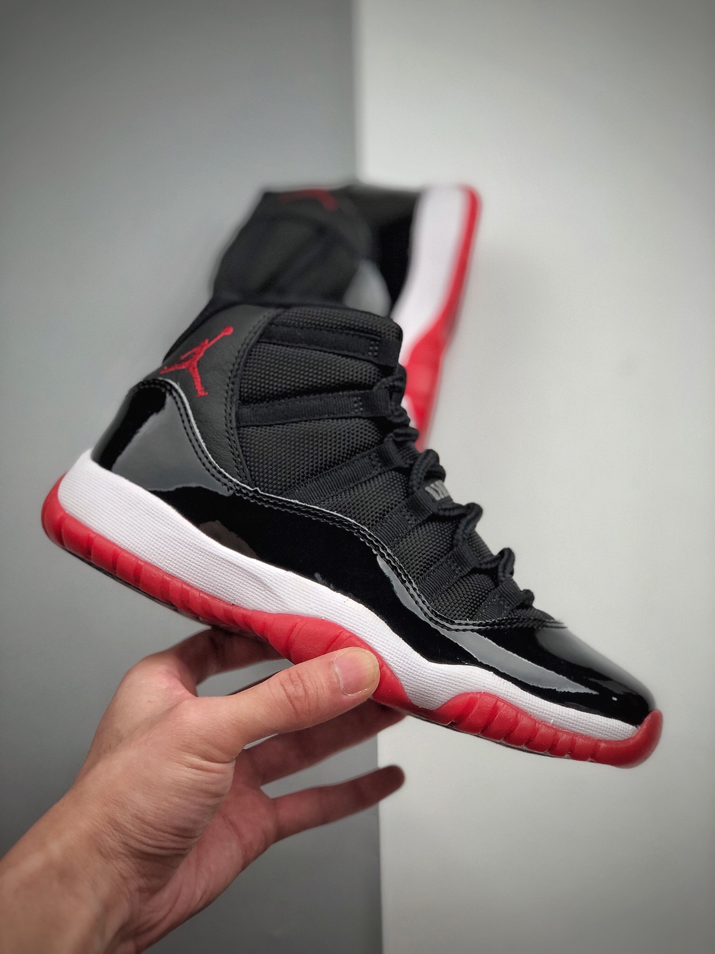310 Air Jordan 11 RETRO  Bred【GS】高帮篮球鞋/黑红 货号：378038-061