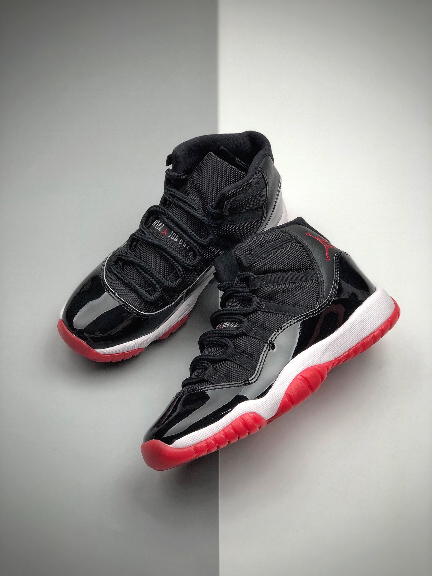 310 Air Jordan 11 RETRO  Bred【GS】高帮篮球鞋/黑红 货号：378038-061