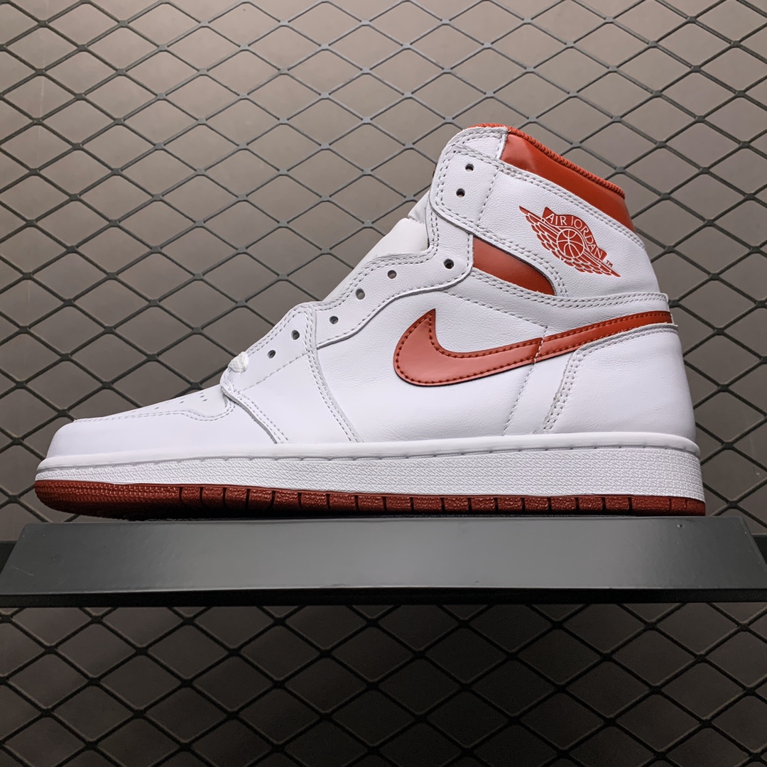 420 纯原版本 Air Jordan 1 Retro ” Metallic Red ” 男子文化篮球鞋 555088-103