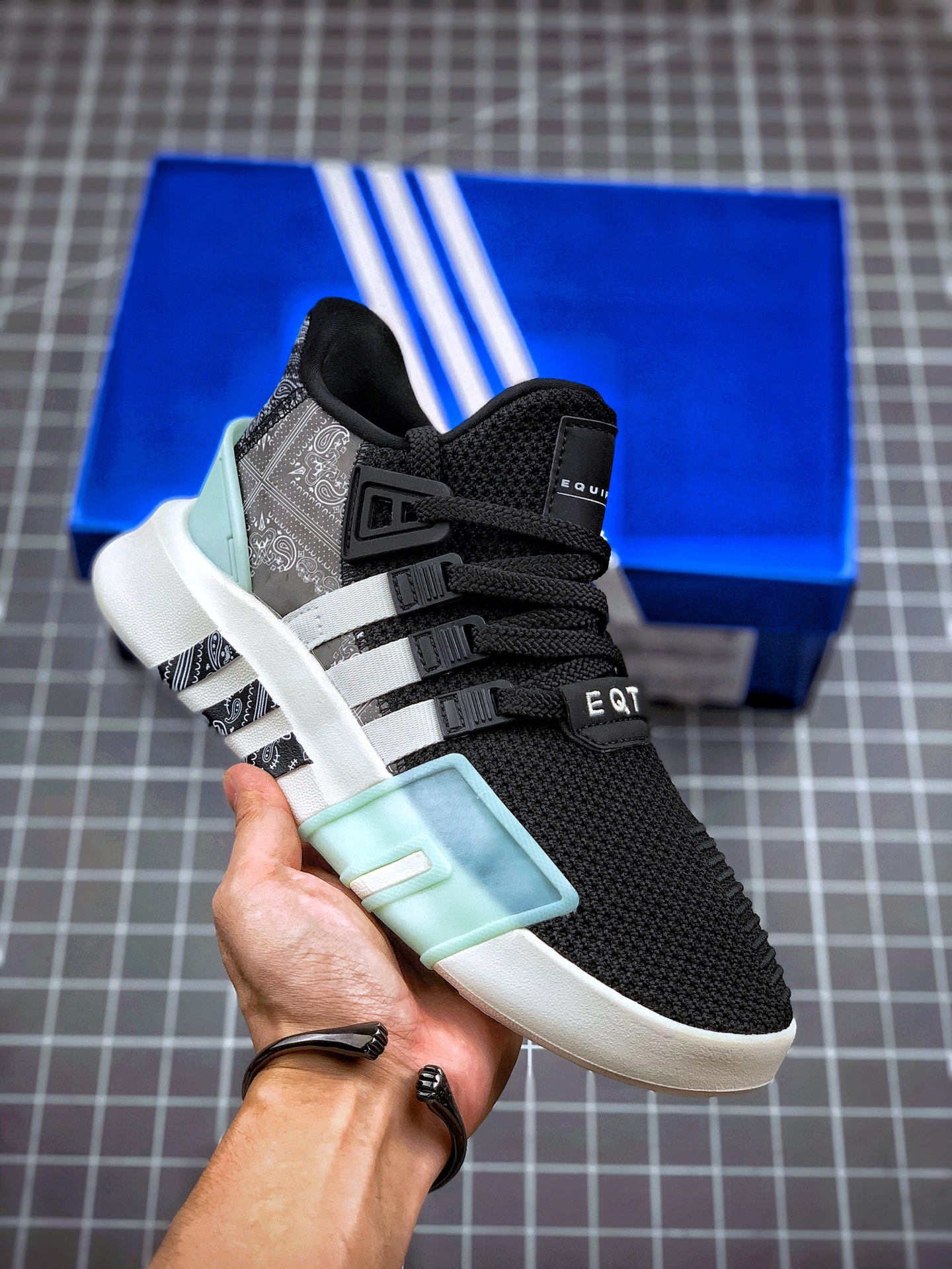 180 原装公司级 代购指定版本  AD EQT Bask ADV 黑蓝针织 FV4536