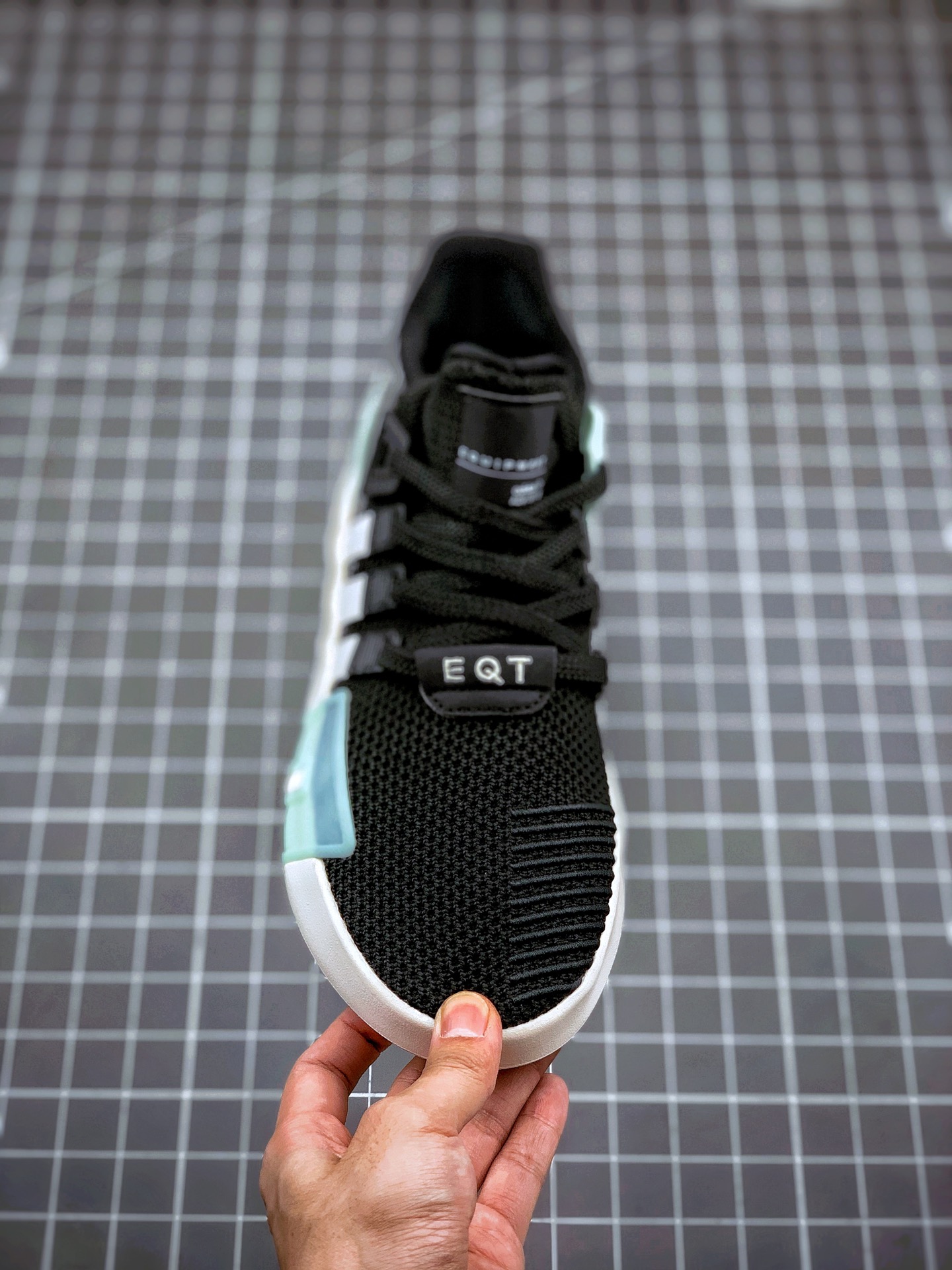180 原装公司级 代购指定版本  AD EQT Bask ADV 黑蓝针织 FV4536
