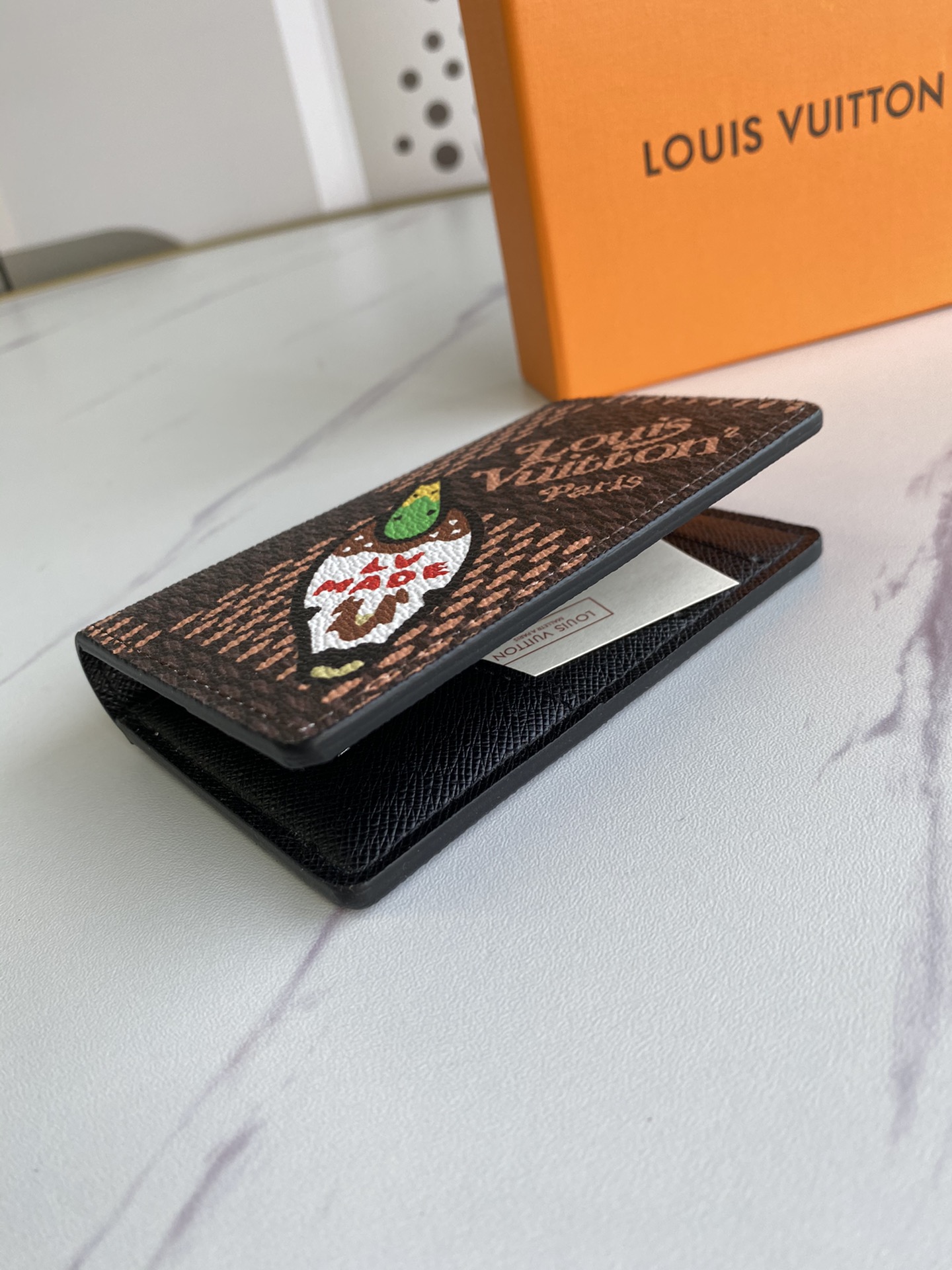 Premium Leather Card Holder - Texture Detail Premium Leather Card Holder - Leather Texture