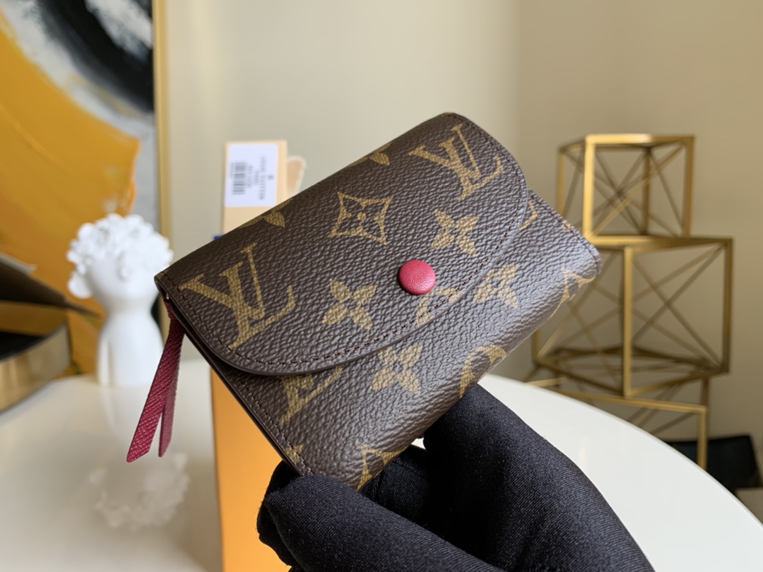 NO:395978,【Exclusive real photo M41939】Doudou short clip modern women's essentials latest cycle code FL 20 not only chip, pursues high quality, classic granule presbyterian fabric 11-8-2.5cm Y.180,LV [original leather],louis vuitton19860909【独家实拍M41939】豆豆短夹现代女性必需品最新周期编码FL 20 不止于芯片 更追求高品质 经典颗粒老花 面料 11-8-2.5cm Y.180,LV【原厂皮】,louis vuitton,Bag