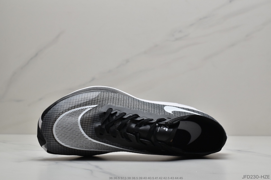 160 公司级 Nike ZoomX Vaporfly Next% 彩虹配色 马拉松跑步鞋  货号：A04568 001