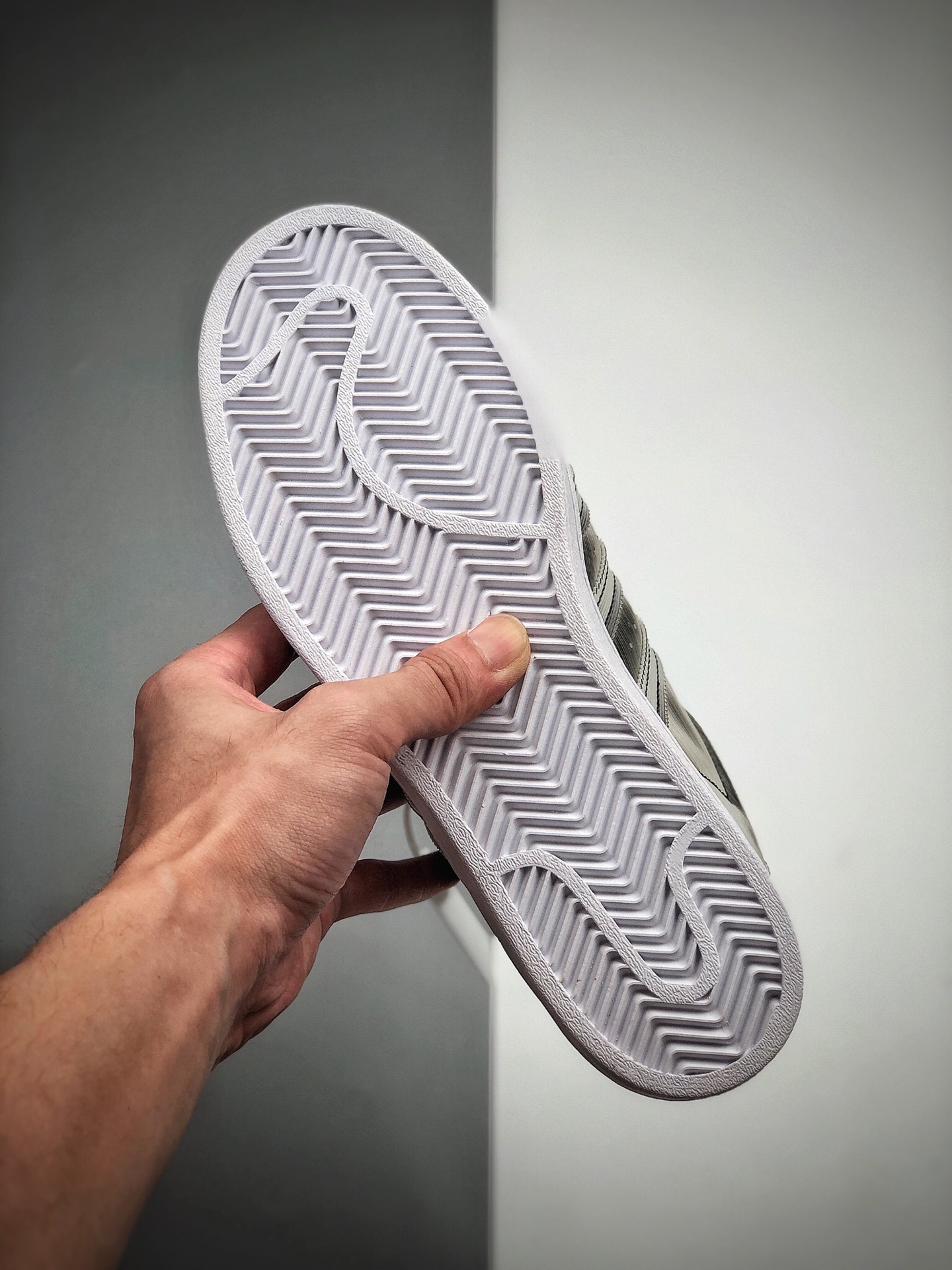 160  Adidas SuperStar“50周年”三叶草韩版休闲情侣板鞋 FX7780 银灰色