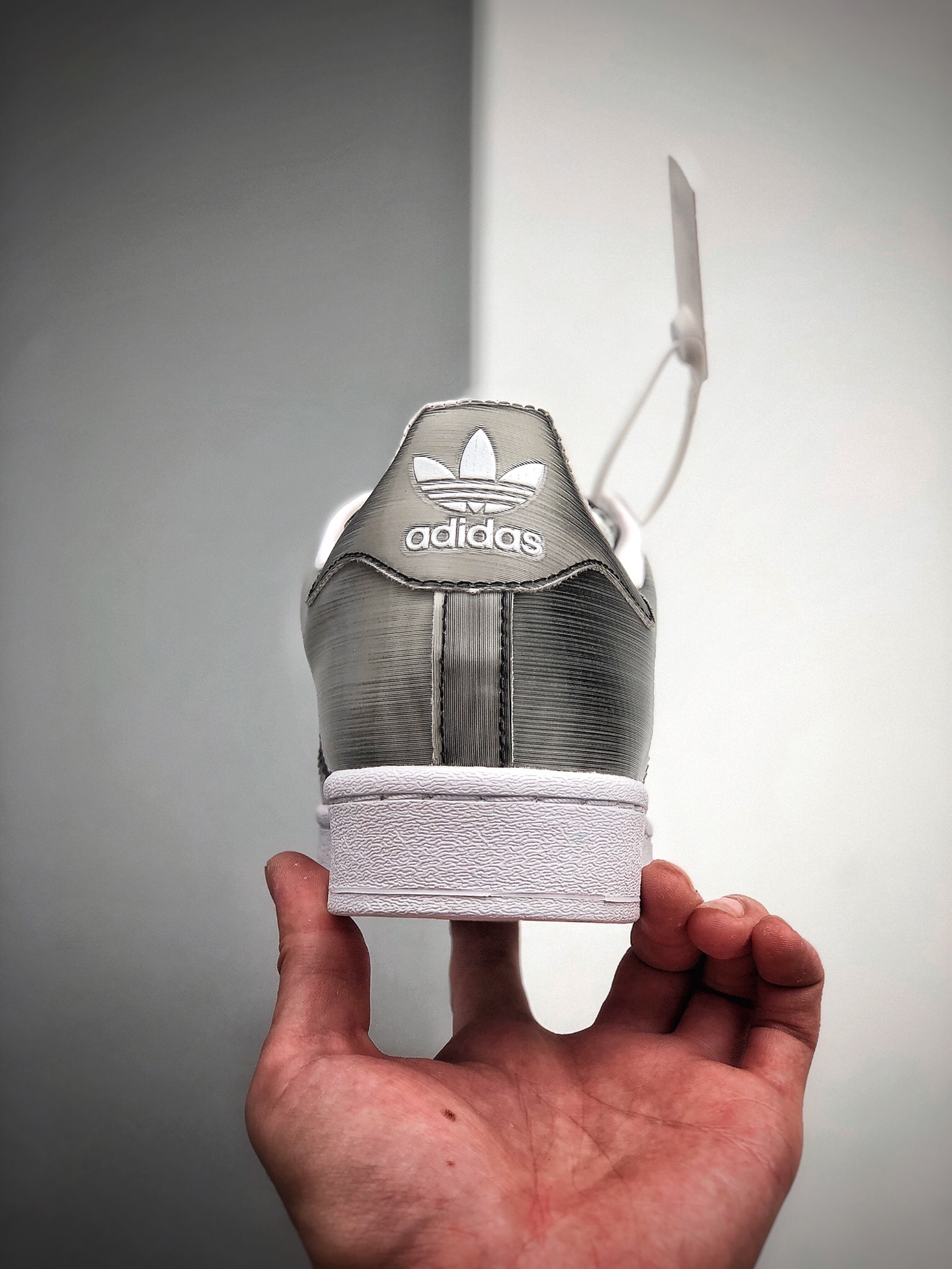 160  Adidas SuperStar“50周年”三叶草韩版休闲情侣板鞋 FX7780 银灰色