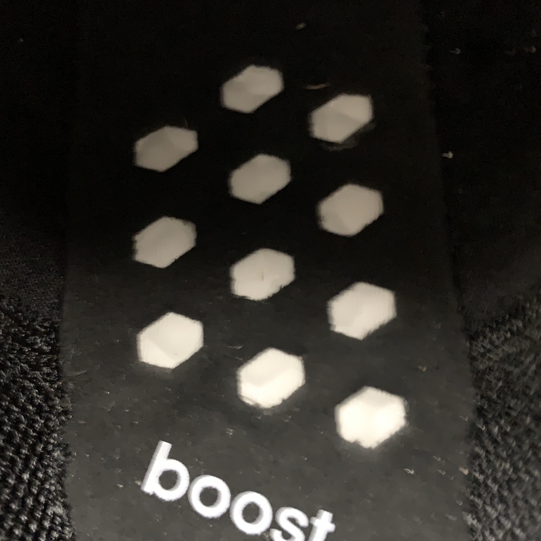 200 Adidas 阿迪达斯 NMD Boost 爆米花超弹中底 FV8726 针织网面休闲跑步鞋