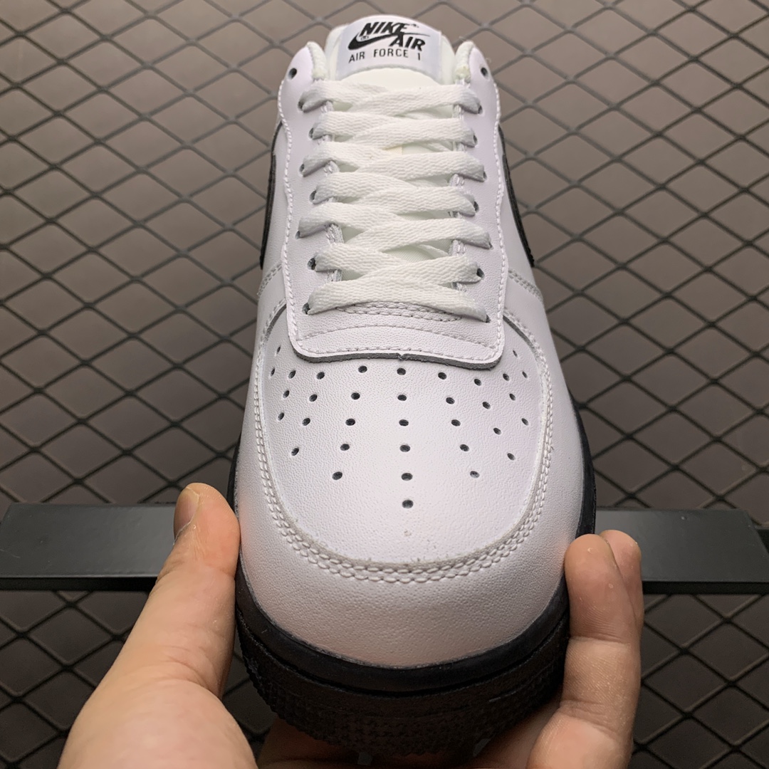 200 Nike Air Force 1'07 空军一号低帮运动休闲板鞋 CK7663-101