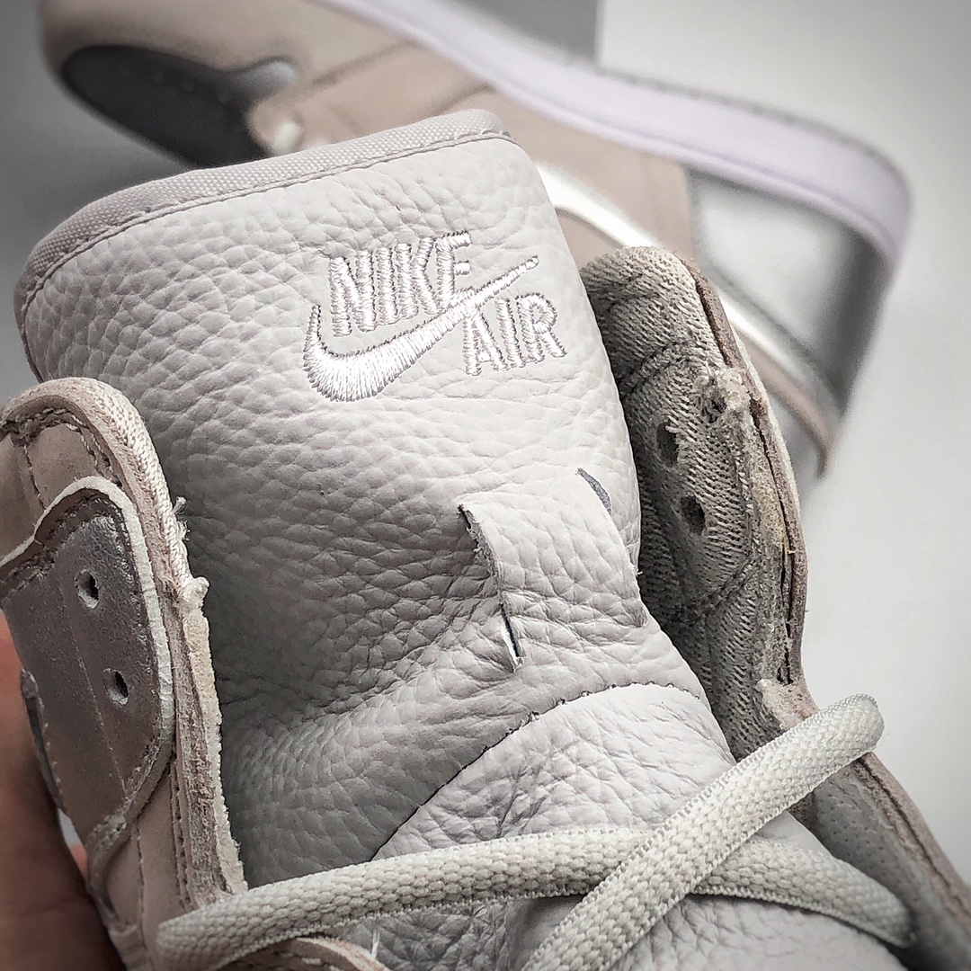 330 Air Jordan 1 High OG 灰银麂皮鞋面DC1788-029