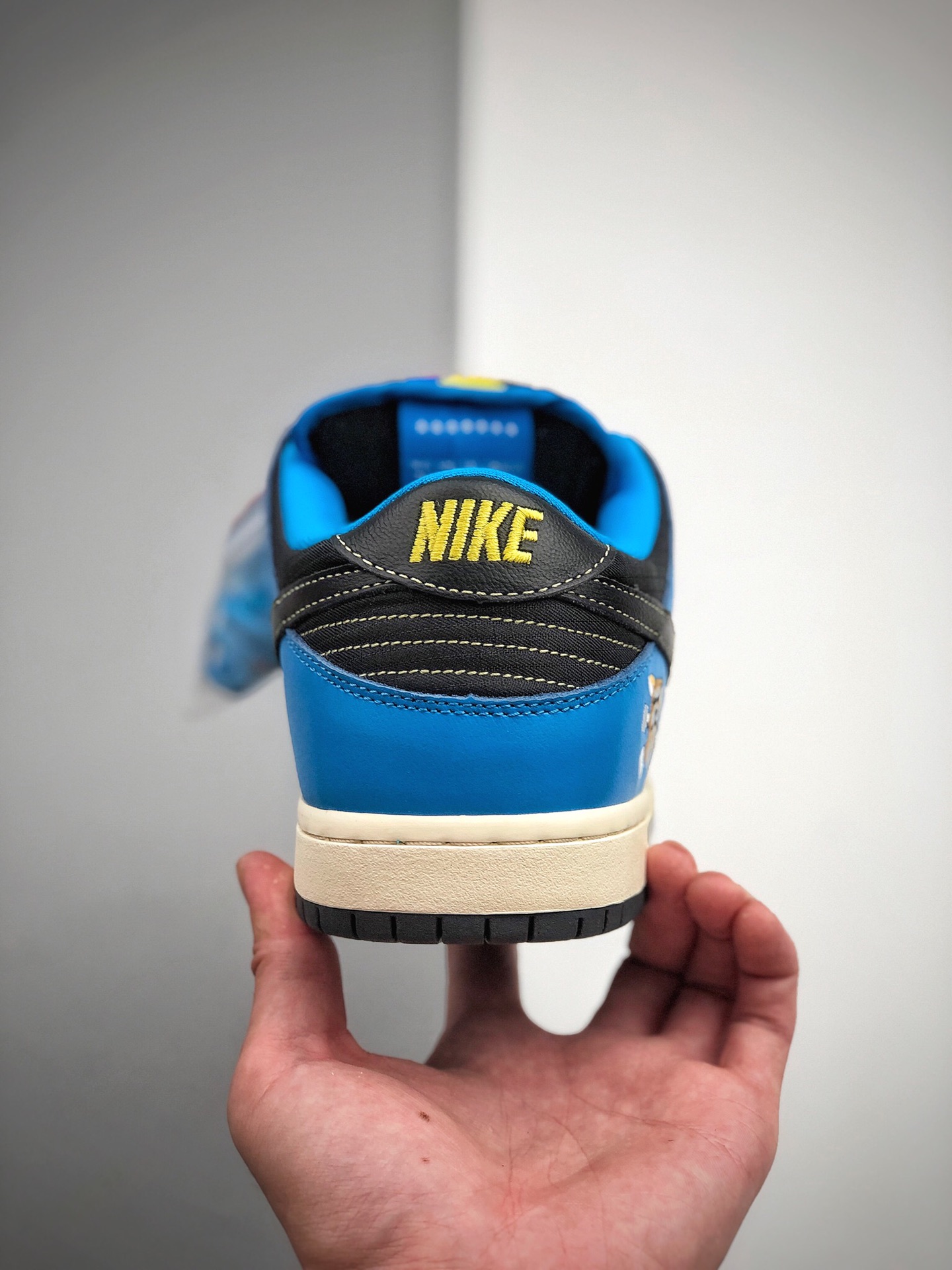 420 公司级 Instant Skateboard x Nike Dunk SB Low CZ5128-400