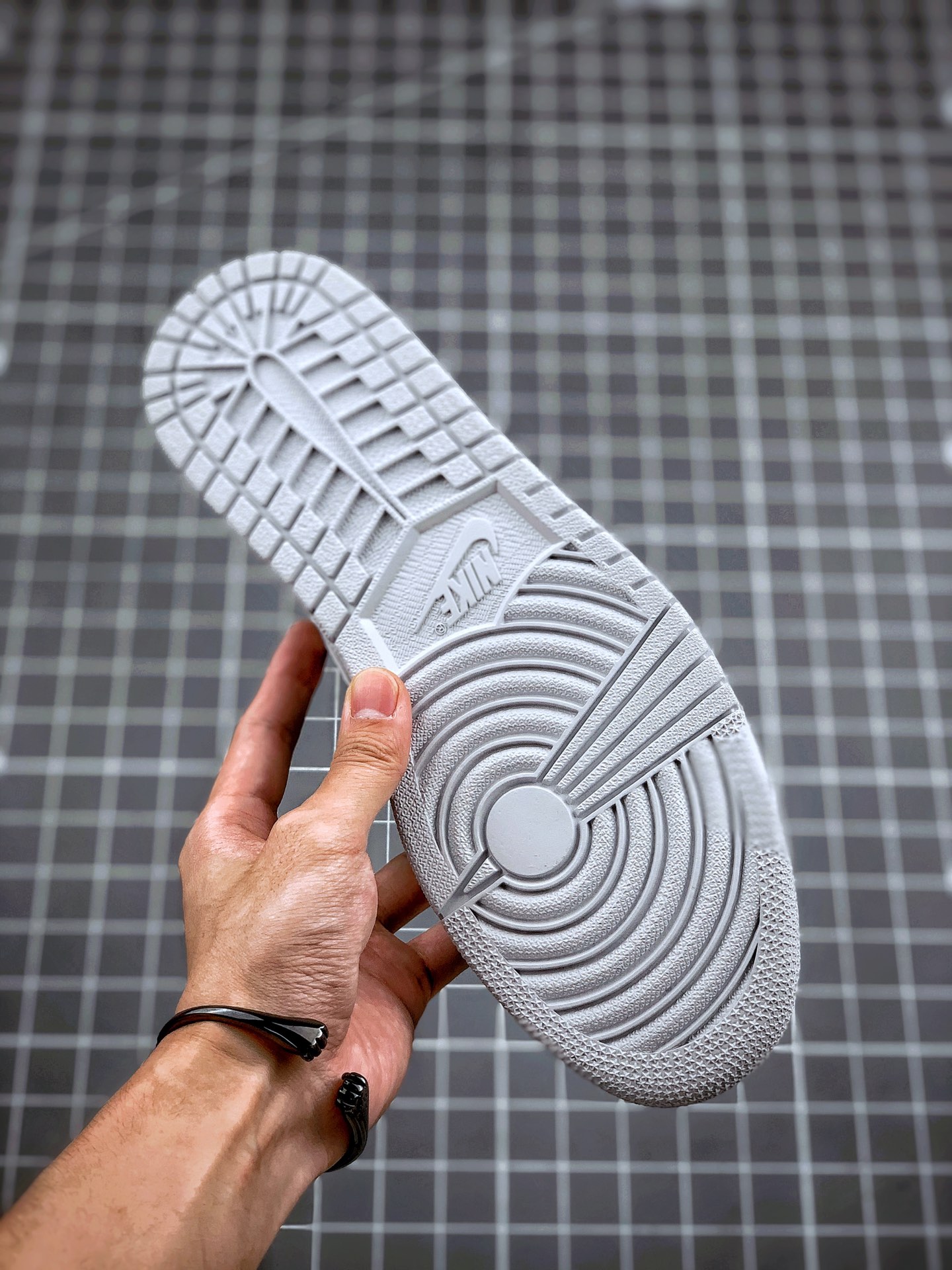 290 Air Jordan 1 High OG “Japan” 日本限定 货号：DC1788-029