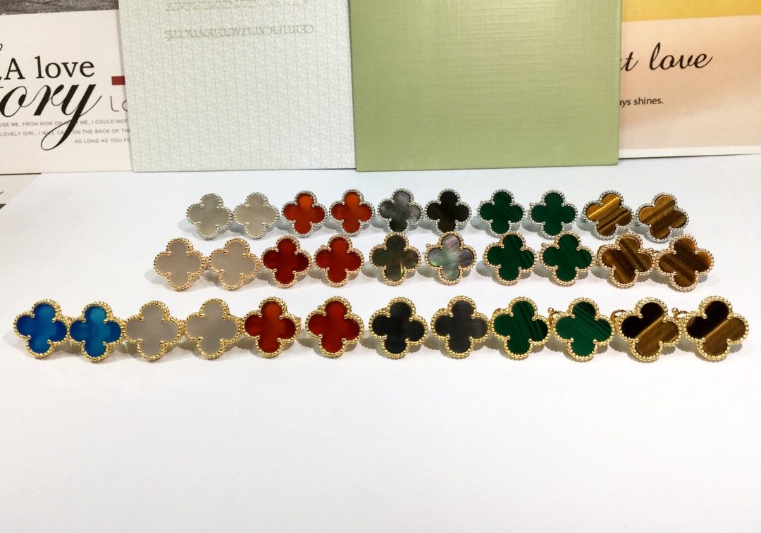 NO:661214,Single earring style, all in stock, Vac earrings19860909单花耳拍款,都有现货,Vac耳钉,Jewelry