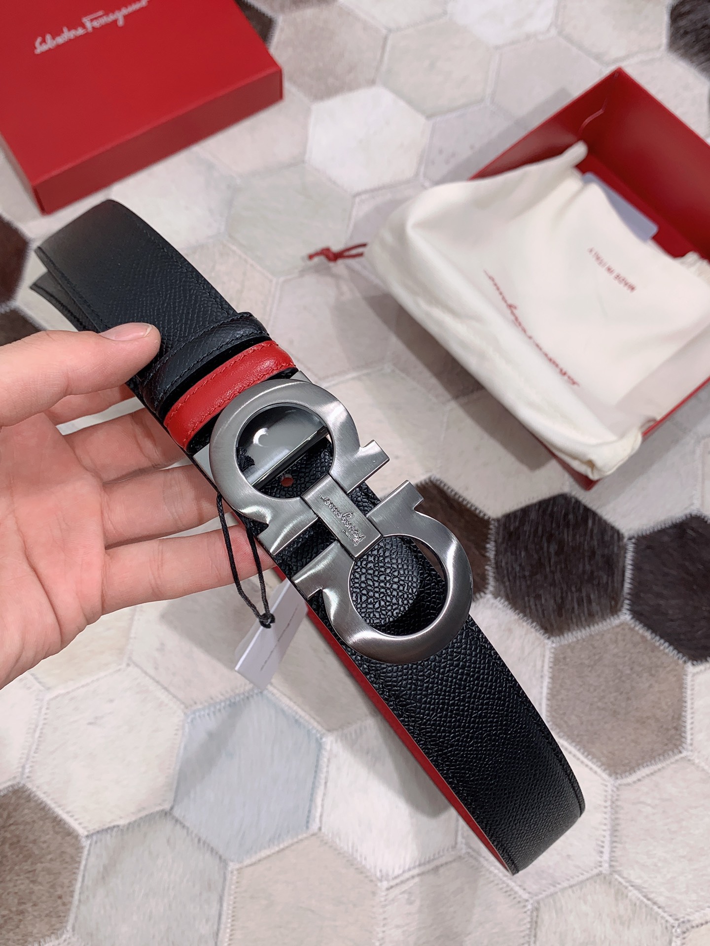 Salvatore Ferragamo Men's 3.5cm Adjustable Leather Belt with Buckle 3 i1595475450 9669 1