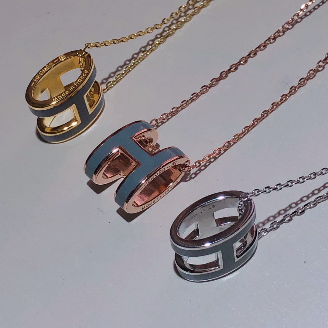 NO:102819,H Elephant Gray K Gold/Rose Gold/Platinum Boutique side logo numbers are all 925 silver, Hermes necklace, hermes, necklace19860909H 大象灰 K金/玫金/白金 精品侧身logo编号都有 925银,爱马仕项链,hermes,necklace,Jewelry