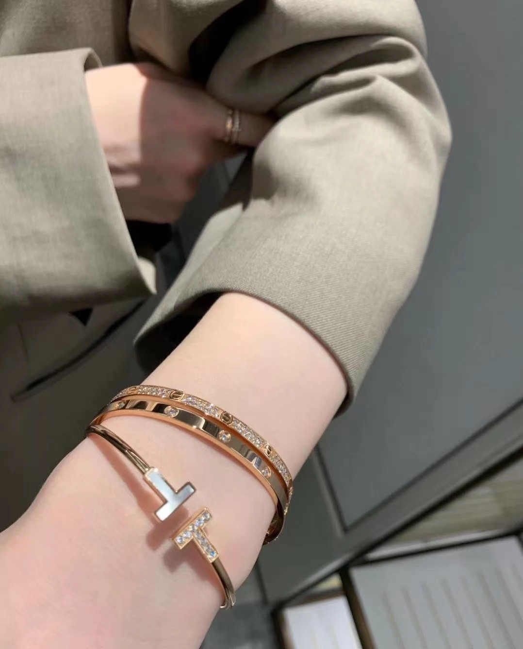 Tiffany & Co. T控 伴钻伴白贝双t手镯