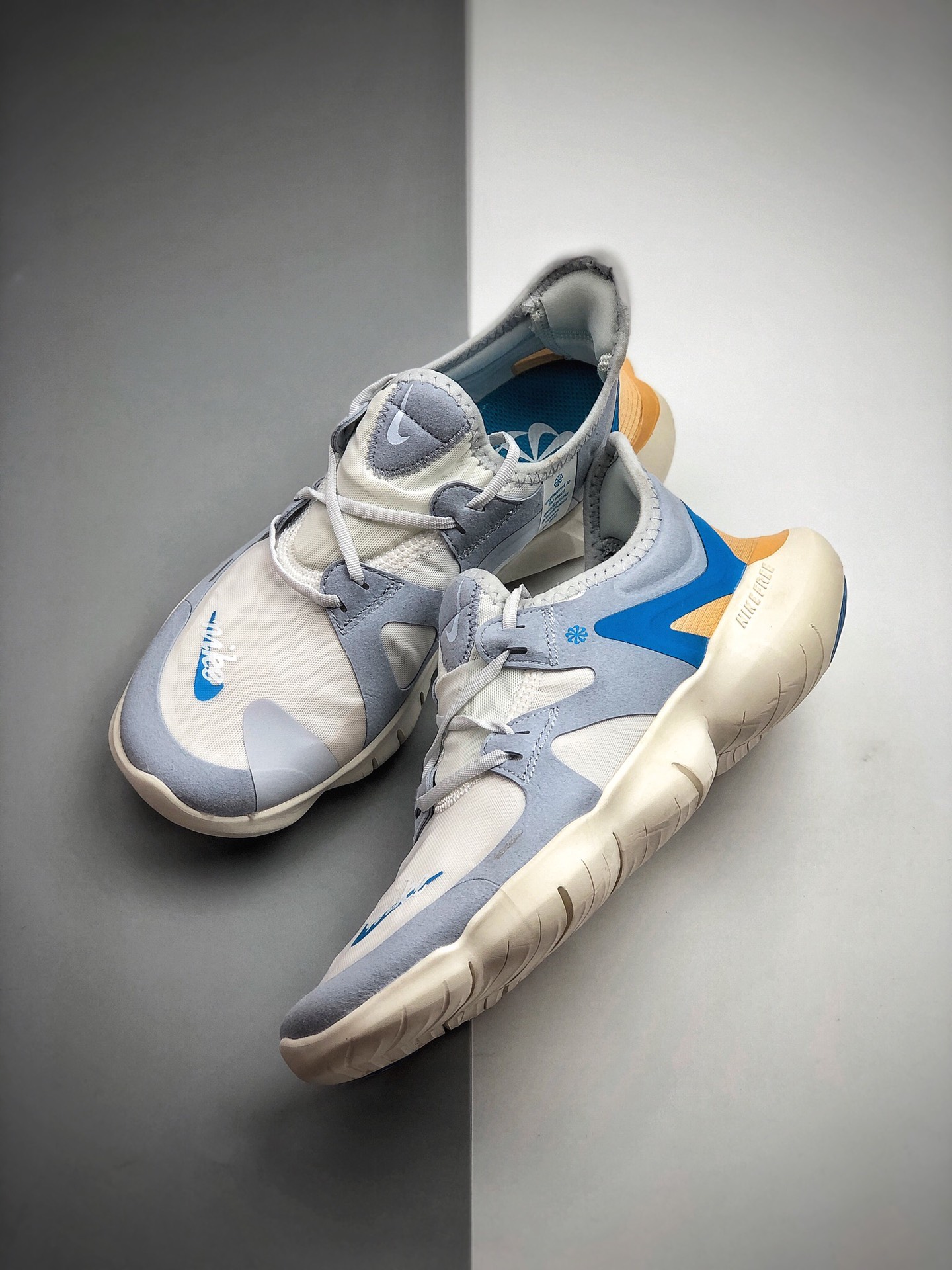 150  耐克 Nike Free Rn 5.0 SE 2019 超轻网面透气运动跑步鞋