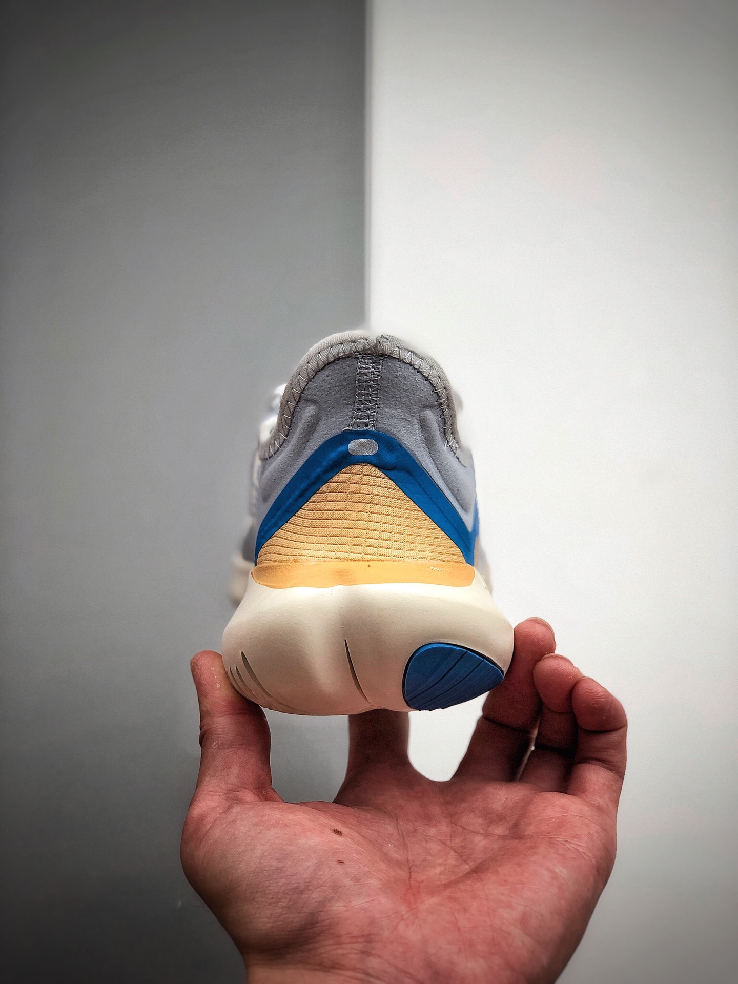 150  耐克 Nike Free Rn 5.0 SE 2019 超轻网面透气运动跑步鞋
