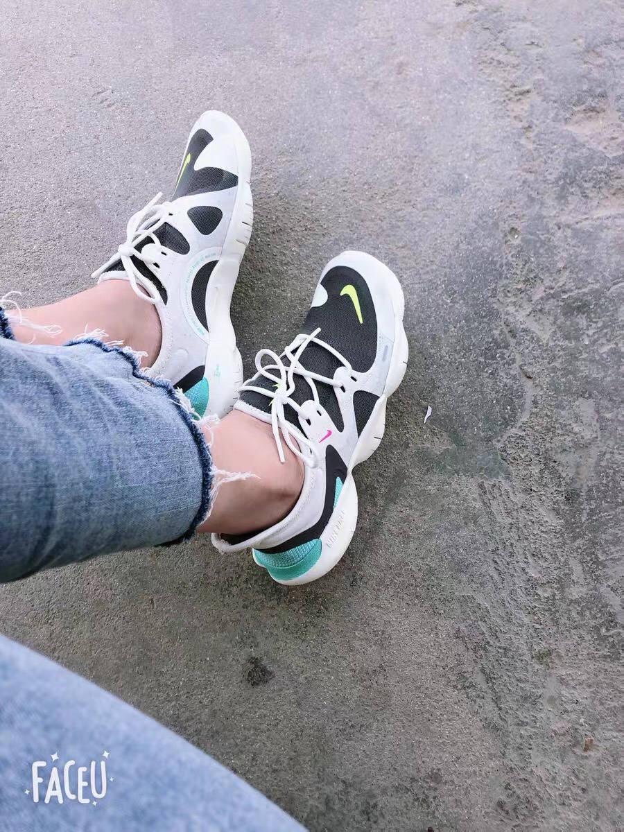 150  耐克 Nike Free Rn 5.0 SE 2019 超轻网面透气运动跑步鞋