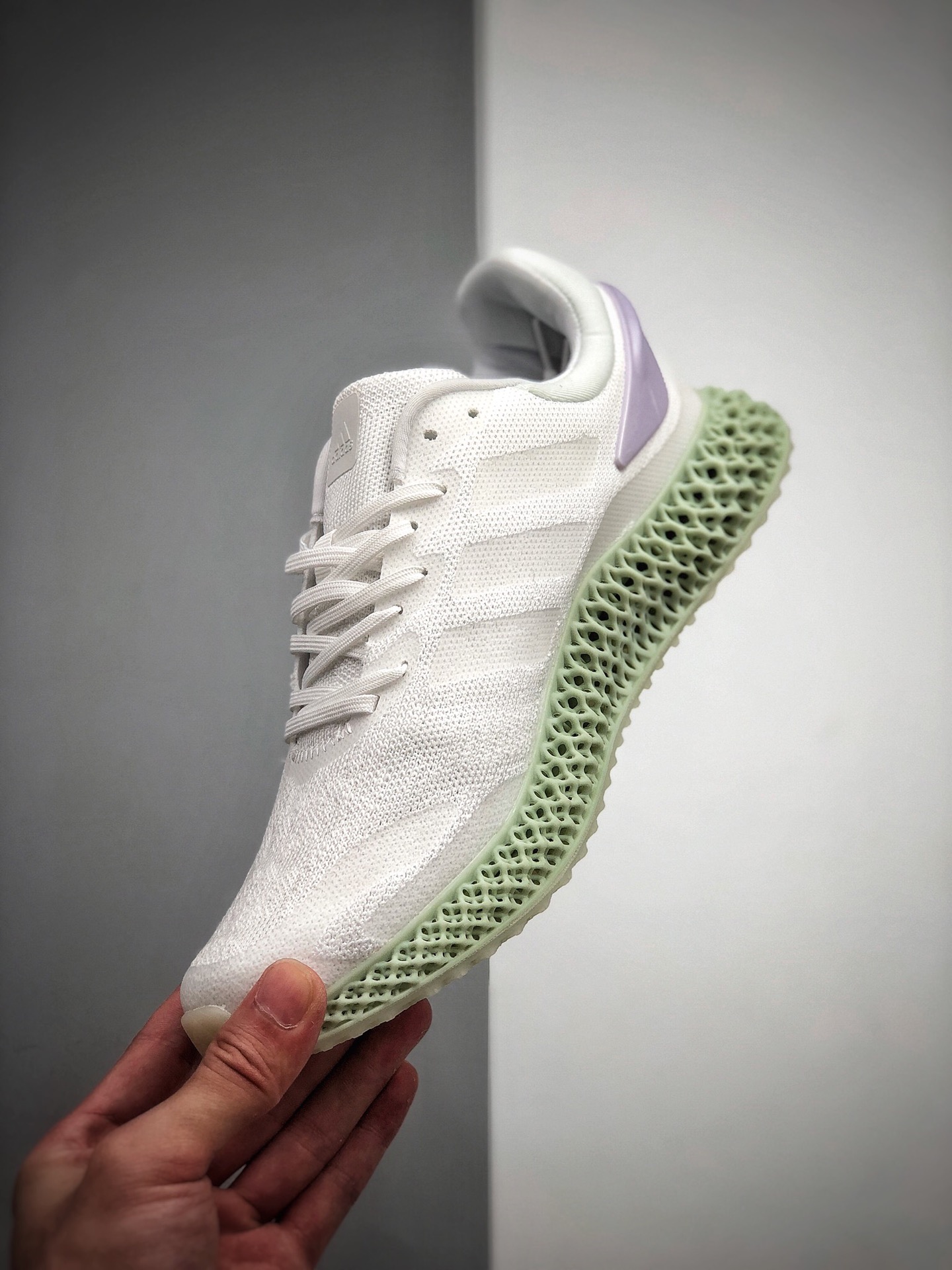 250 公司级阿 达迪 斯Adidas Alphaedge 4D M 针织 吸呼 面休闲运动慢跑鞋  FV5223