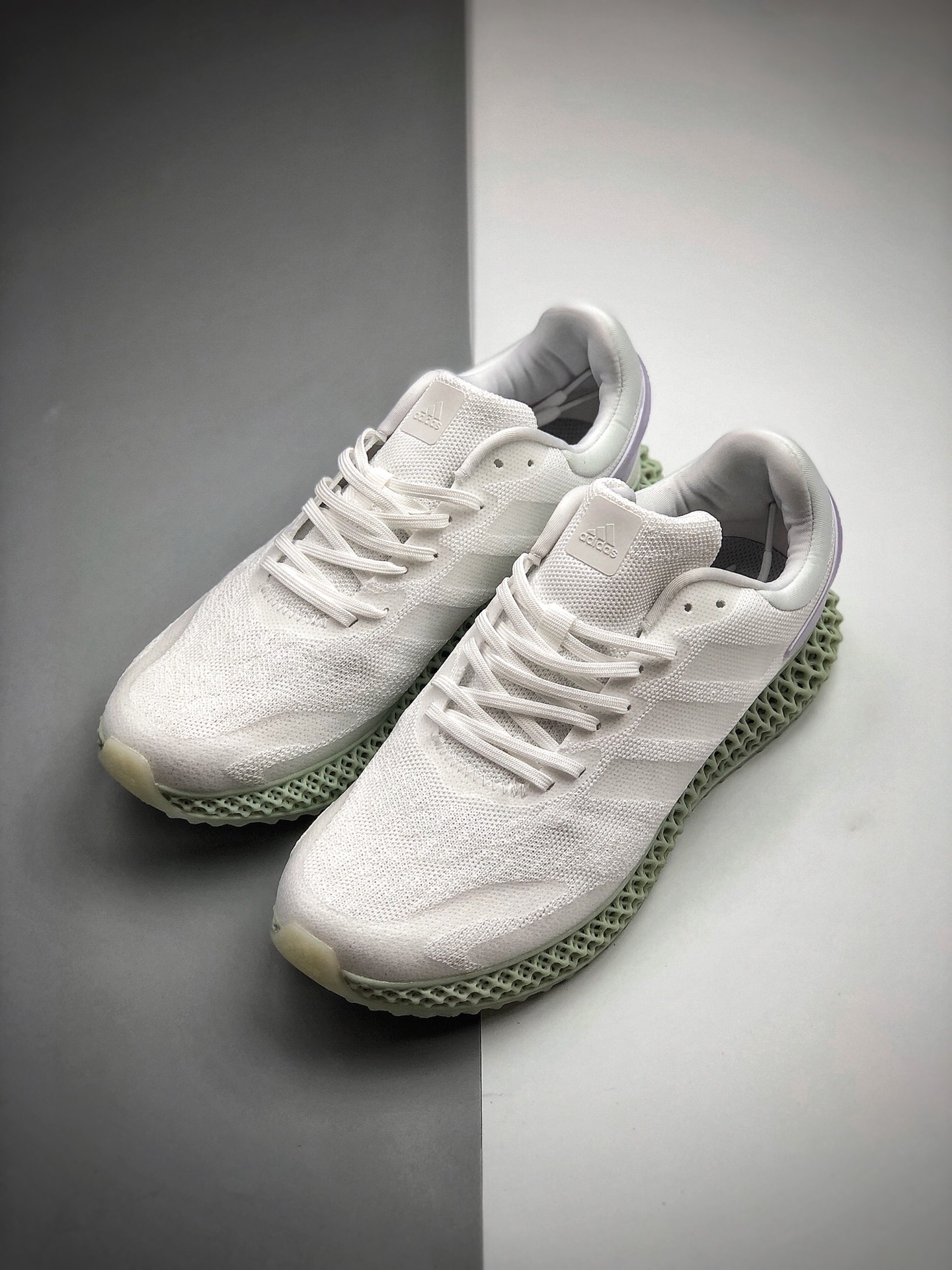 250 公司级阿 达迪 斯Adidas Alphaedge 4D M 针织 吸呼 面休闲运动慢跑鞋  FV5223