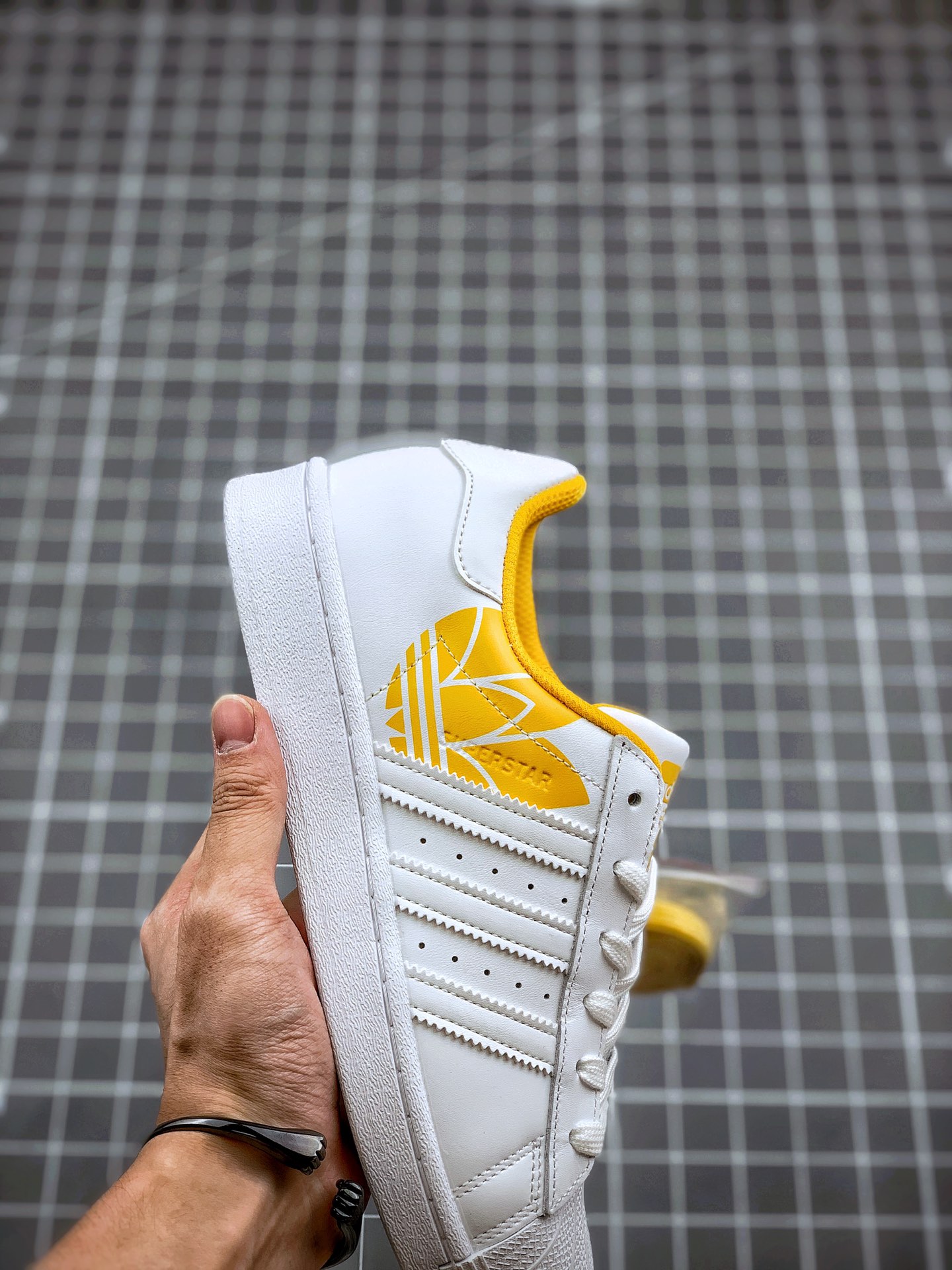 160 Adidas Originals Superstar 贝壳头官网同步 货号：FY2825 FY2826