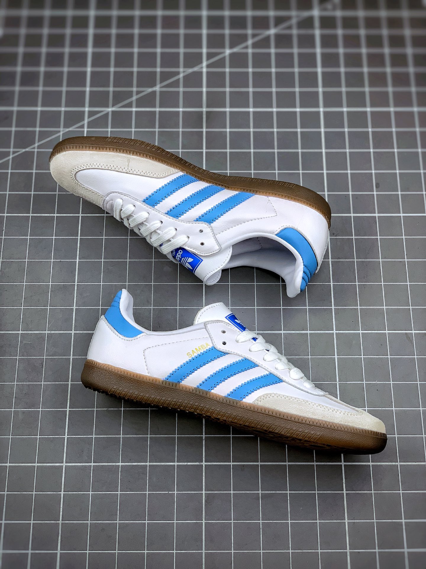 160 Adidas Samba OG Club 桑巴纪念日系列 休跑鞋 货号：EG9327