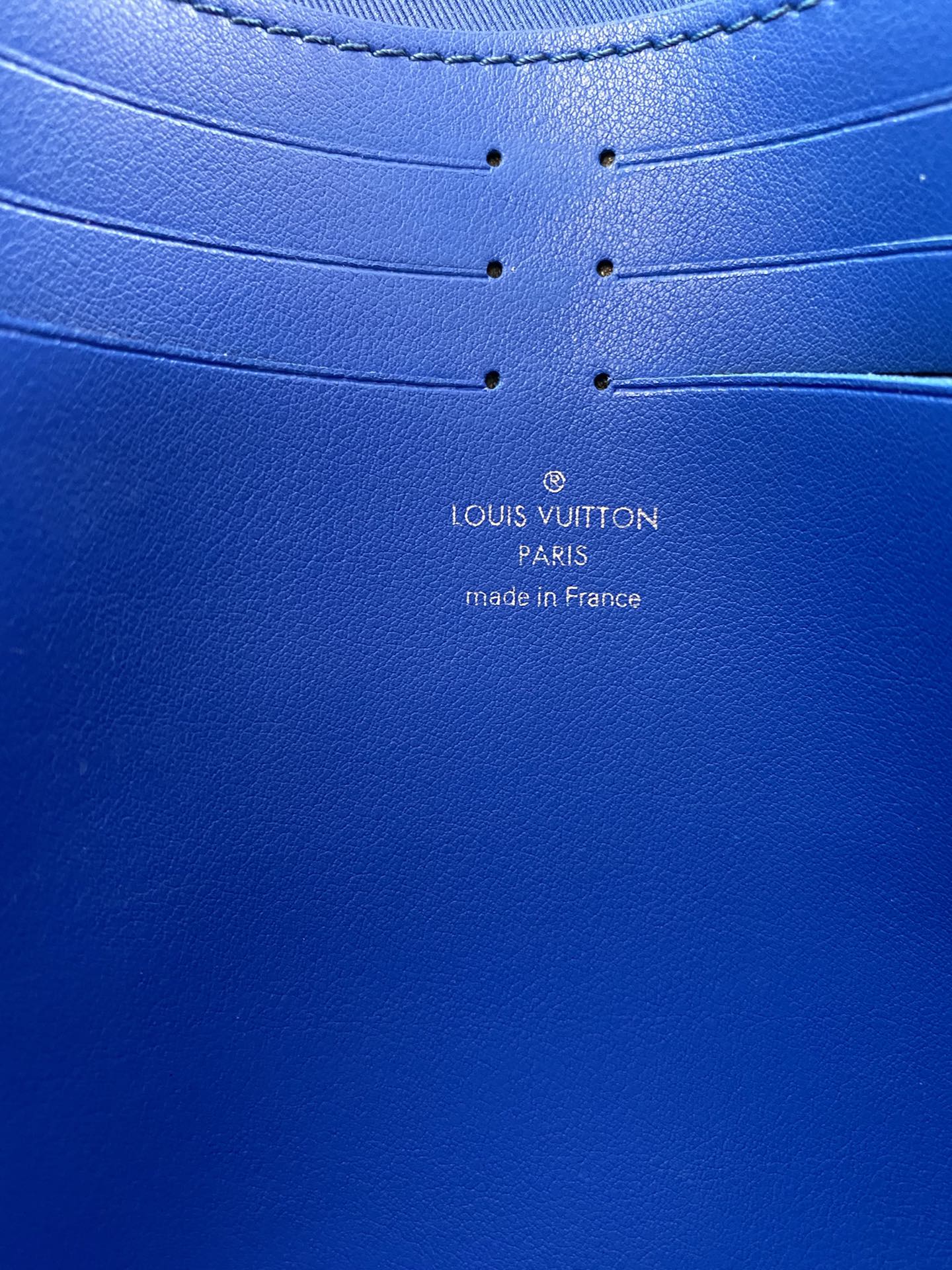 For Fall-Winter 2020, Virgil Abloh refreshed the Pochette Voyage clutch - Bag 9