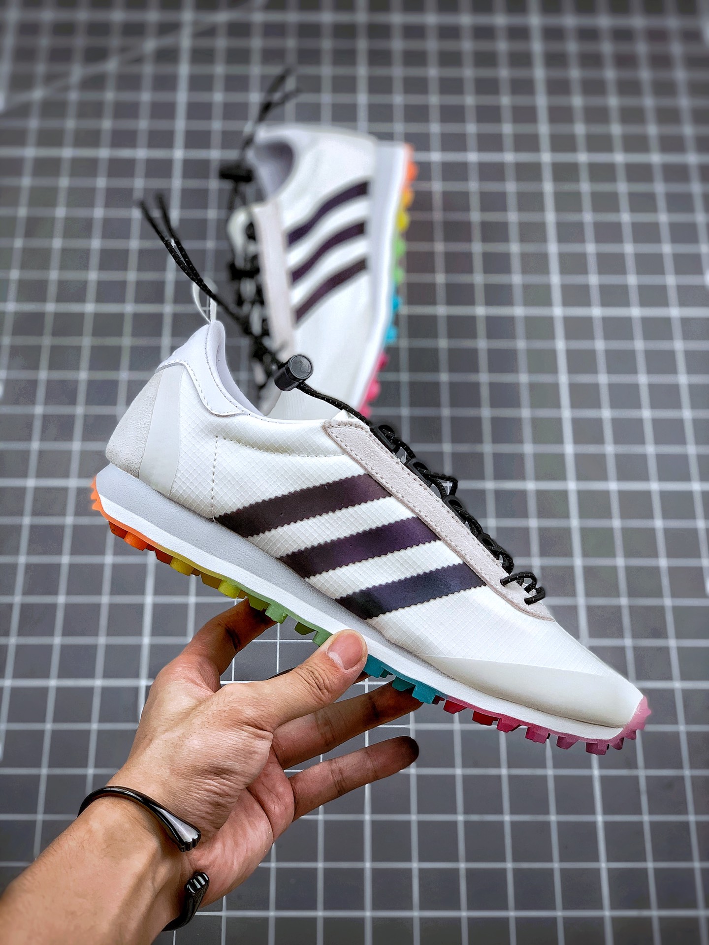 160 Adidas Nite Jogger og 3M 反光 经典休闲百搭运动跑鞋 帮