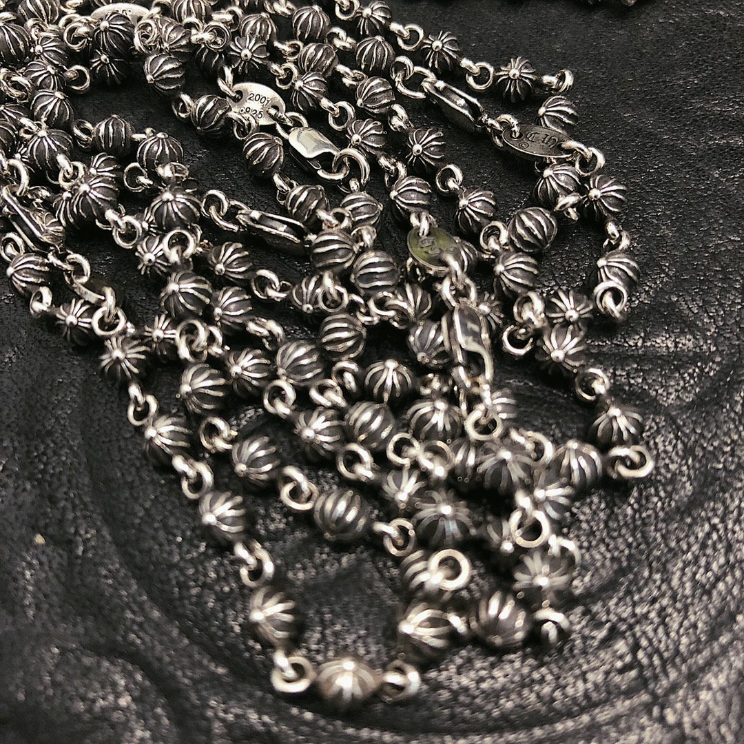 Chrome Hearts 新品上架𝗖𝗵𝗿𝗼𝗺𝗲 𝗛𝗲𝗮𝗿𝘁𝘀 克罗心转运珠十字球手链/项链