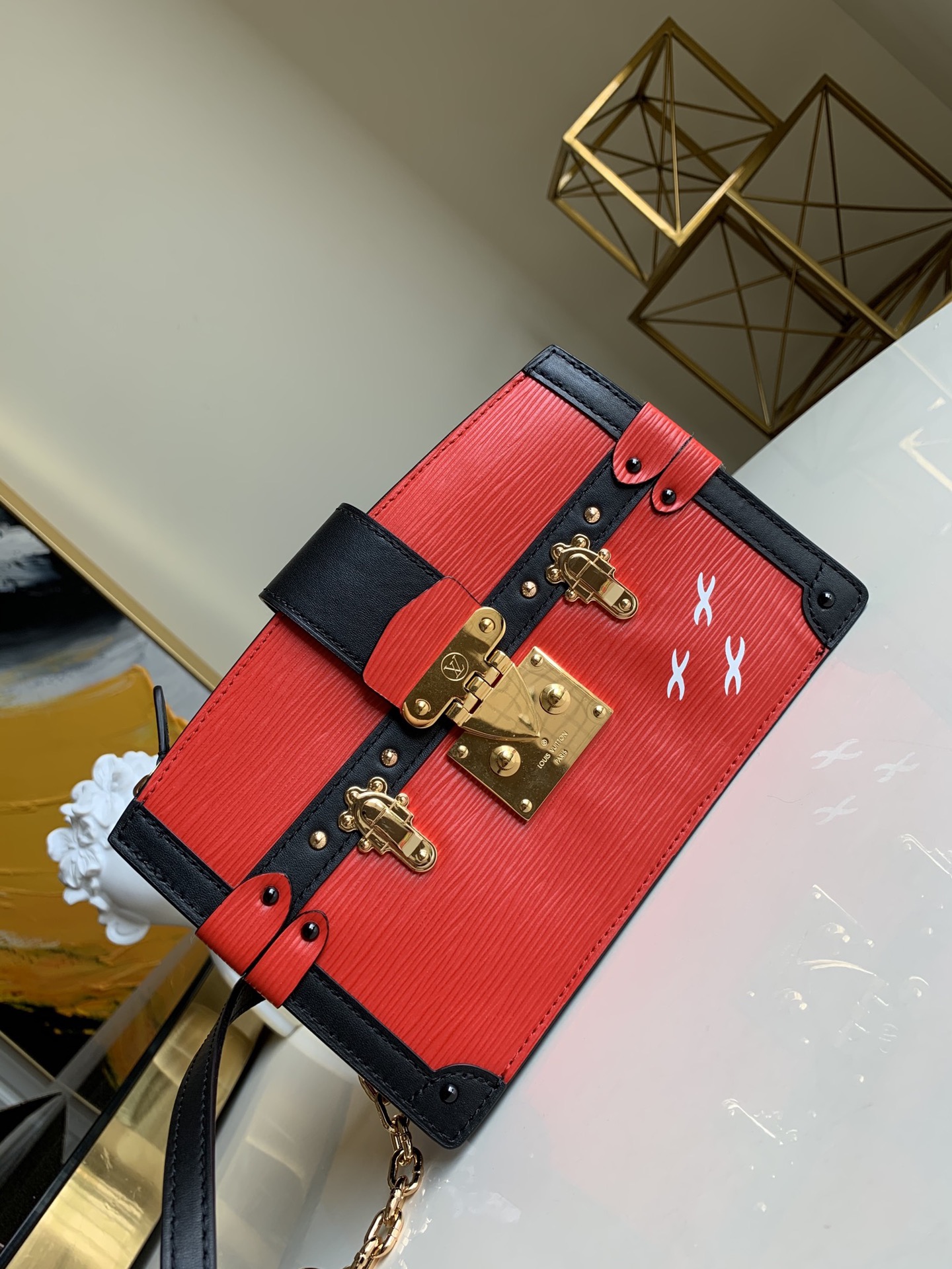 NO:395972,Find a new one, quantity 6, no quality problems, no return or exchange, no picture after selling, no packaging, special price, LV [original leather], louis vuitton19860909捡漏啦 全新的 数量6 没有质量问题不退不换哦 卖完删图 没有配包装 特价一个,LV【原厂皮】,louis vuitton,Bag