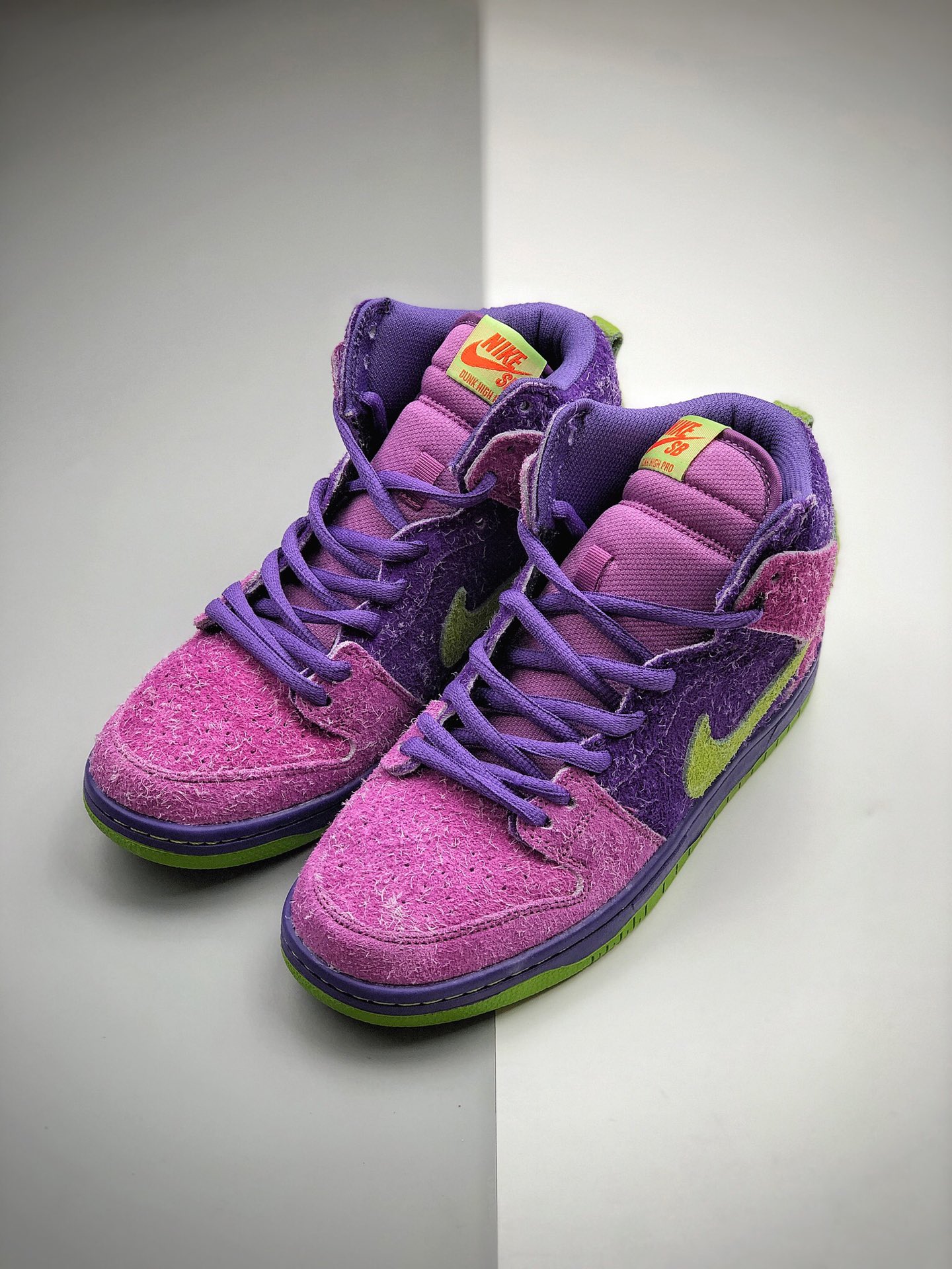 200 耐克Nike SB Dunk HIGH PRO “臭鼬”扣篮系列复古低帮休闲运动滑板板鞋CW9971-500