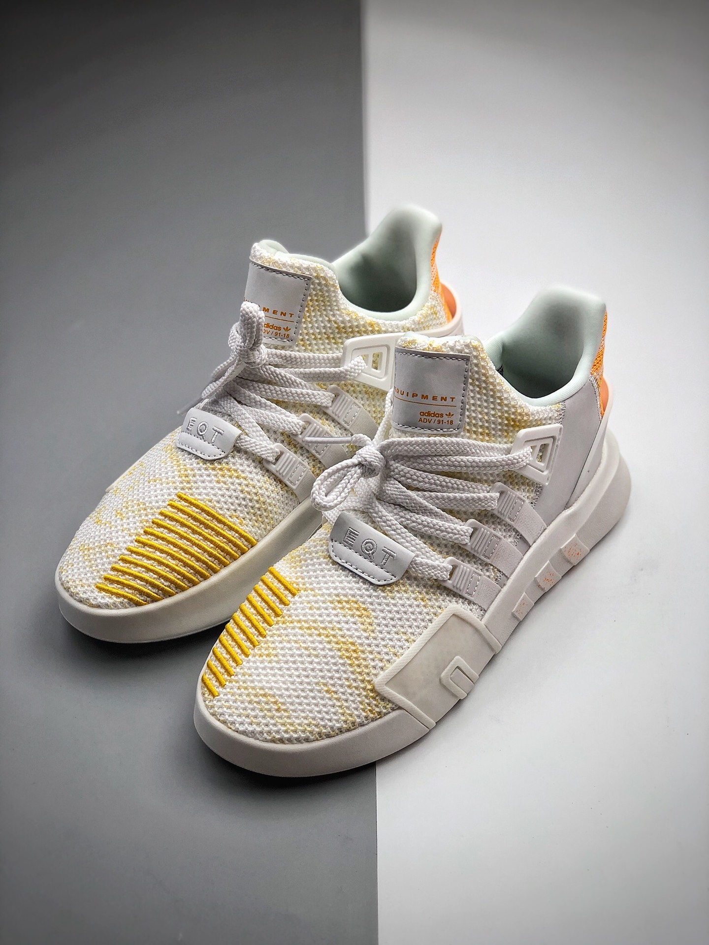 180 Adidas EQT Basketball ADV 系列街头篮球短筒针织慢跑鞋