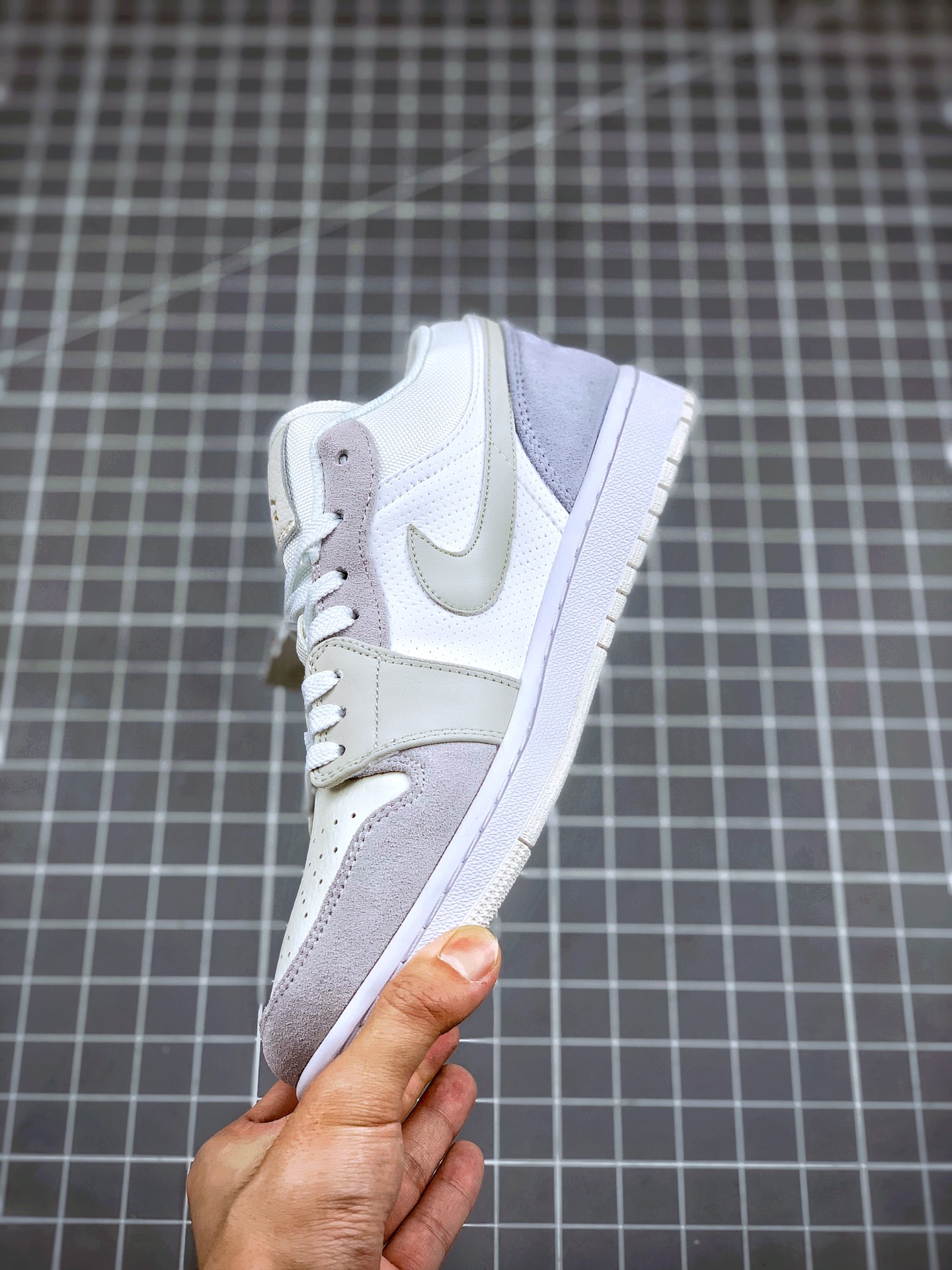200  Air Jordan 1 Low “Paris” 小巴黎 AJ1乔1低帮休闲板鞋 CV3043-100
