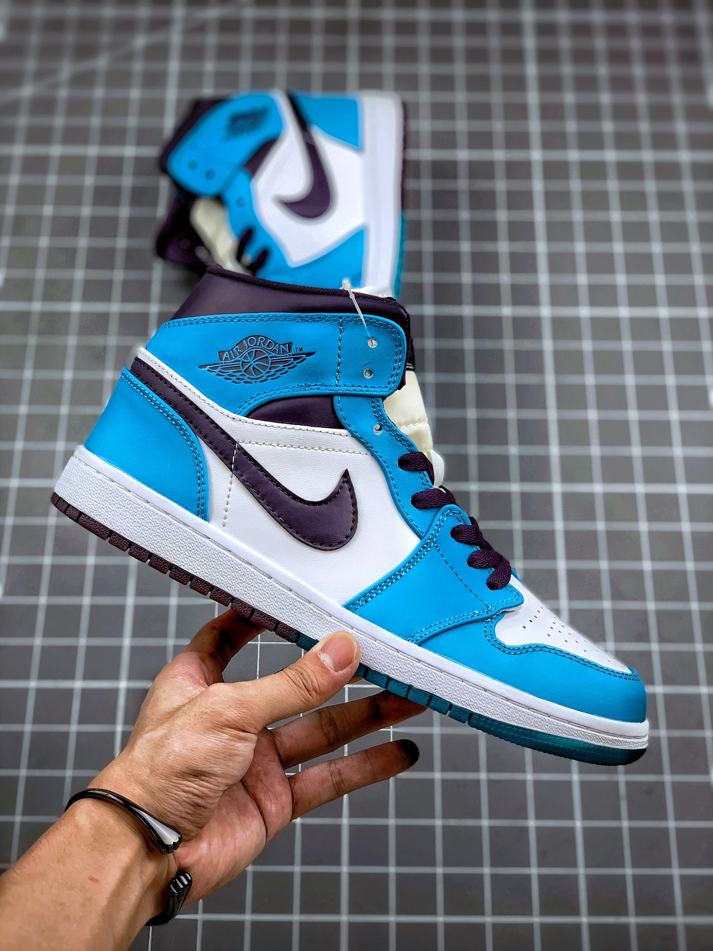 250 Air Jordan 1 Mid 蓝紫风暴 AJ1乔1中邦休闲板鞋554724-415