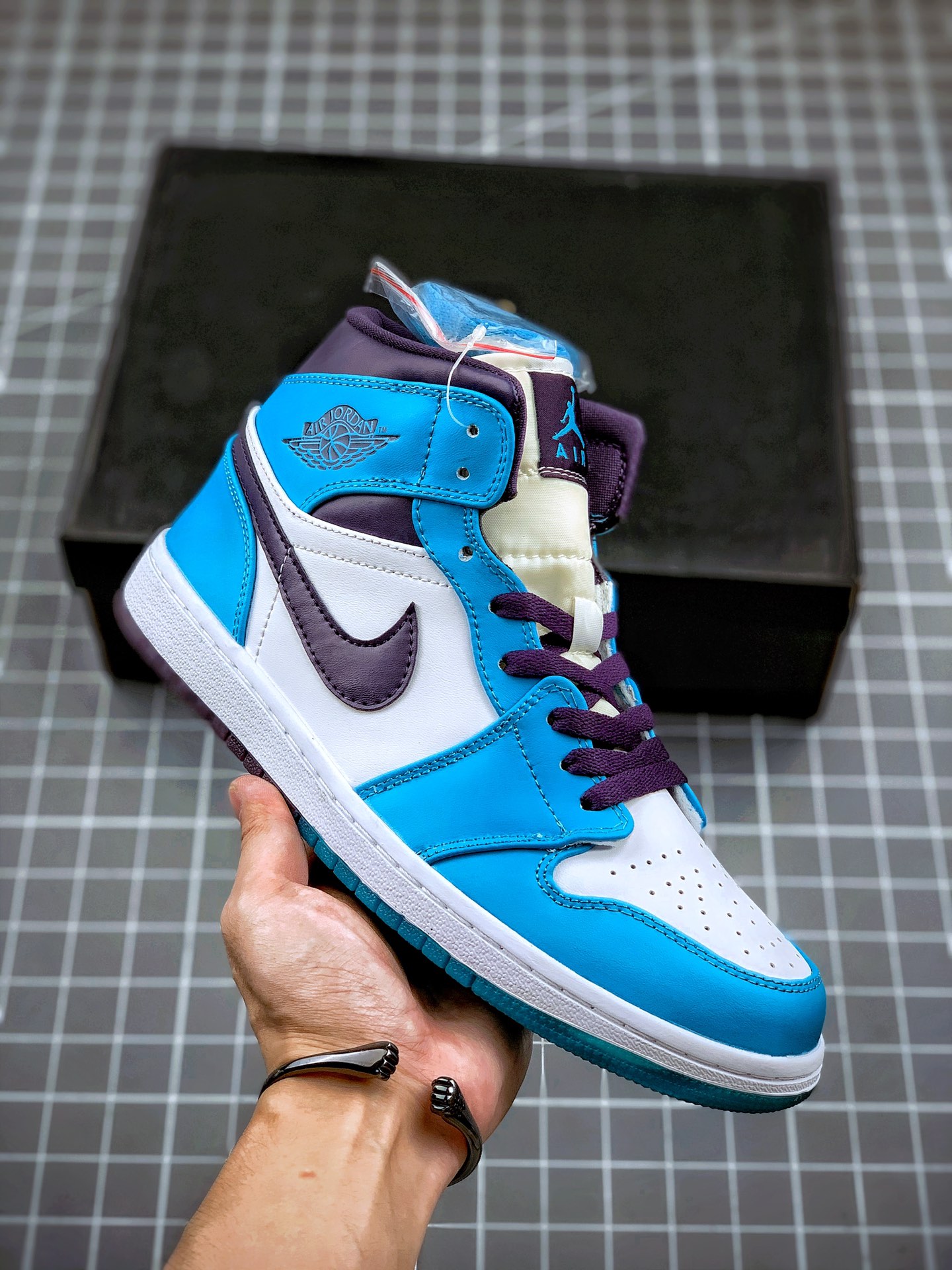 250 Air Jordan 1 Mid 蓝紫风暴 AJ1乔1中邦休闲板鞋554724-415