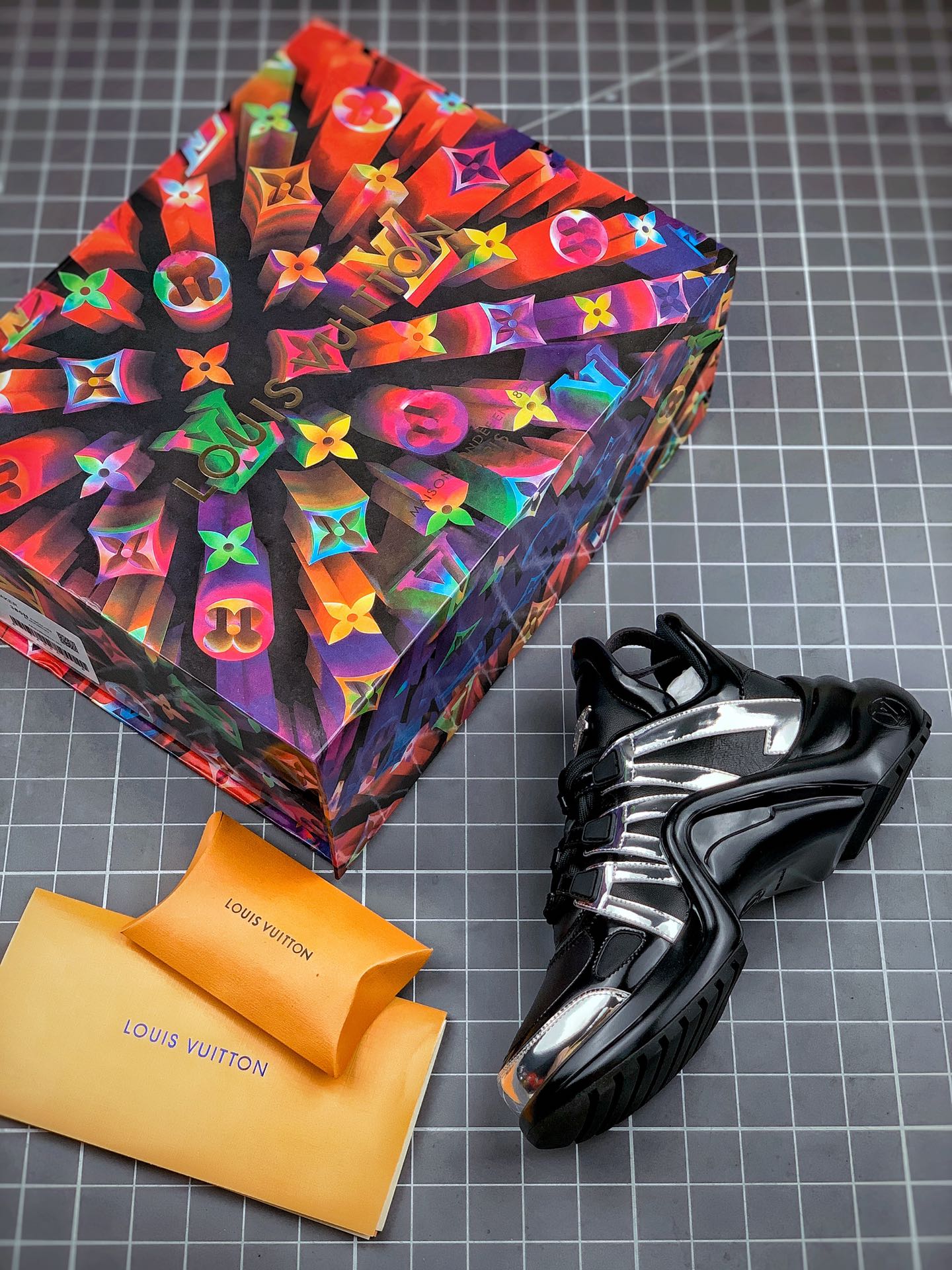 560  独家纯原芯片 代购指定版本 驴牌Louis Vuitton Archlight Sneakers LV Archlight 老爹鞋