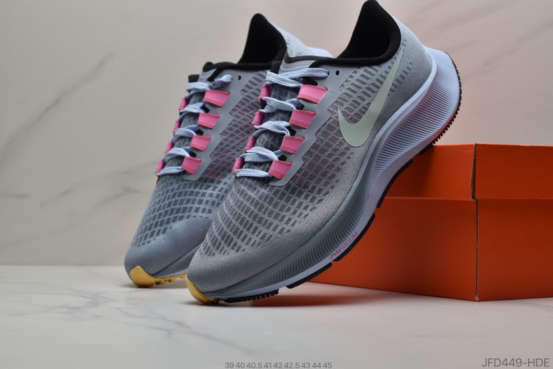170 公司级 耐克 Nike Zoom Pegasus 37 Turbo 2登月37代 透气缓震疾速跑鞋 BQ9646 004