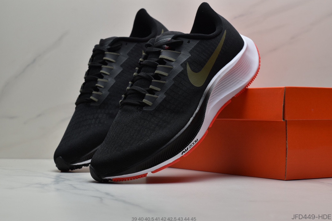170 公司级 耐克 Nike Zoom Pegasus 37 Turbo 2登月37代 透气缓震疾速跑鞋 BQ9646 004