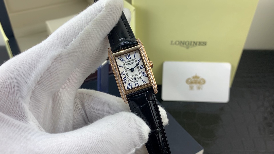 Longines 皇家 浪琴黛绰维纳系列镶钻女表视频欣赏