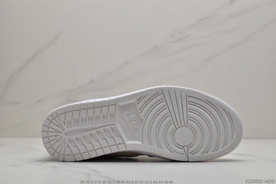 250 公司级 Air Jordan 1 Mid 货号：DA4666-100