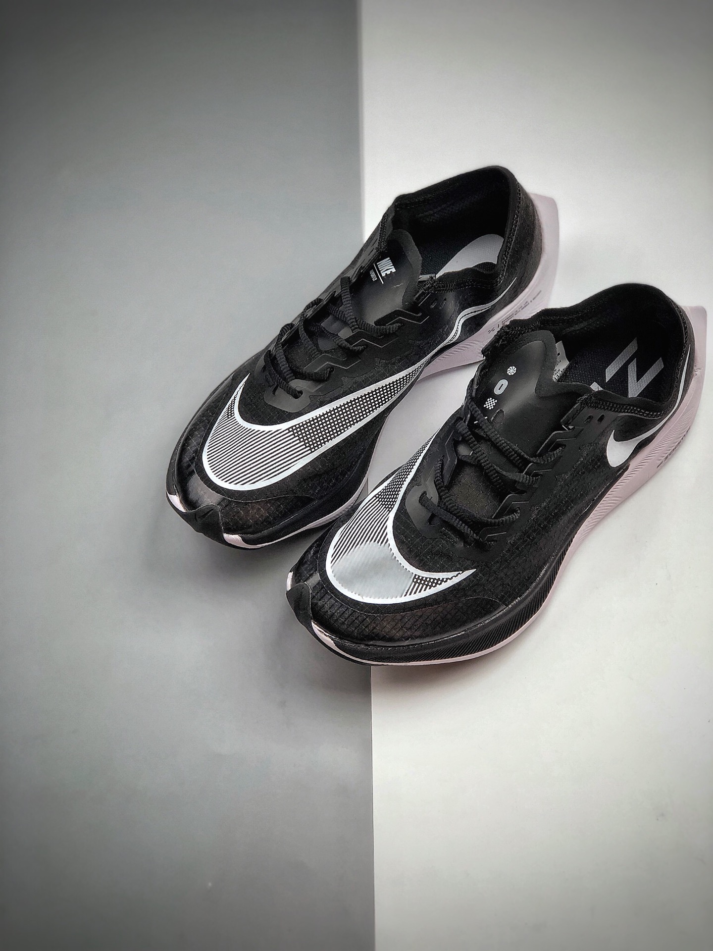 170  公司级耐克/Nike ZoomX Vaporfly NEXT%”Volt”全新下一代超级马拉松运动跑鞋AO4568 001