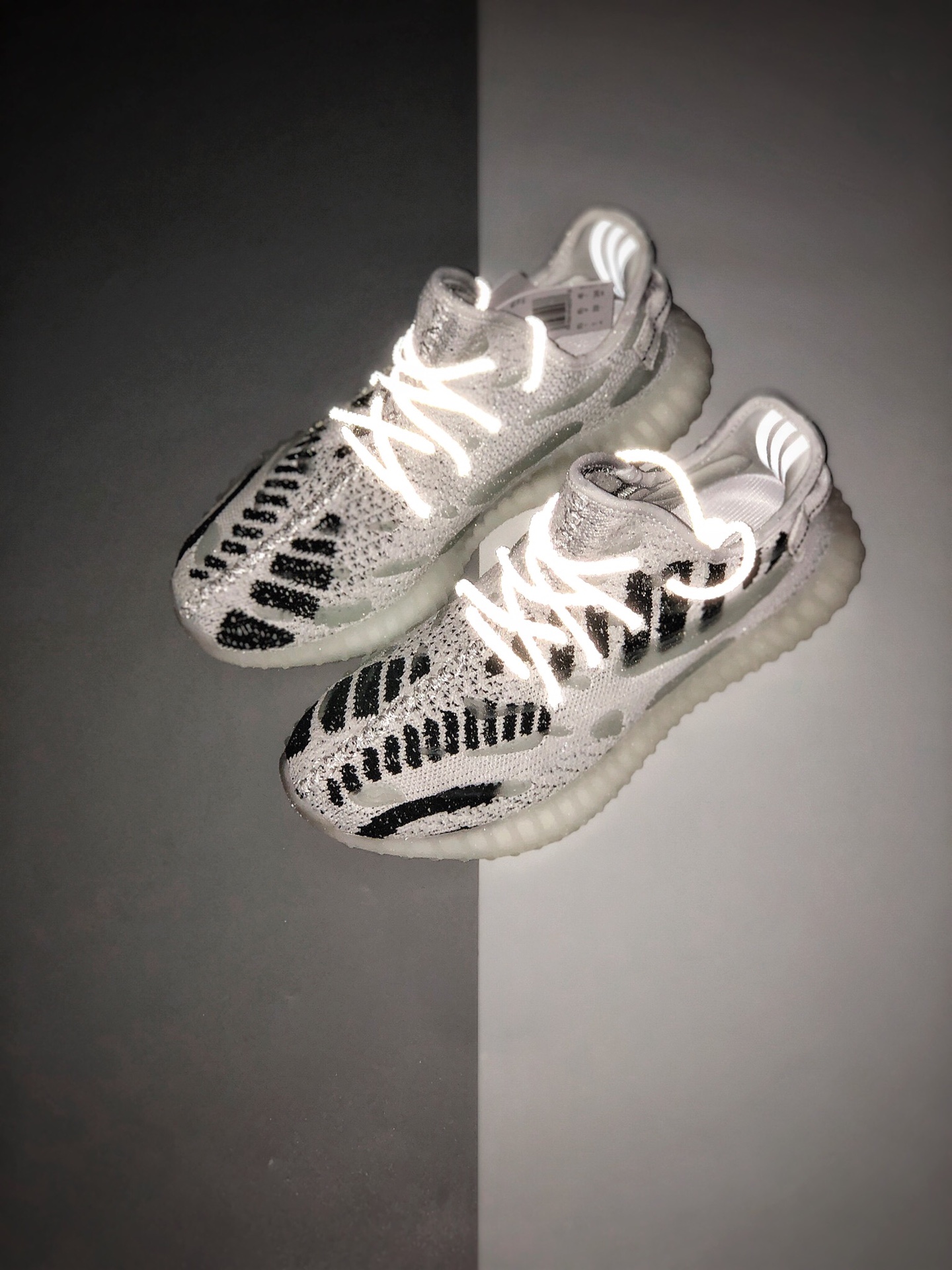 220 Adidas YEEZY BOOST 350V3水滴夜光系列 FC9212 FC9215 FC9211